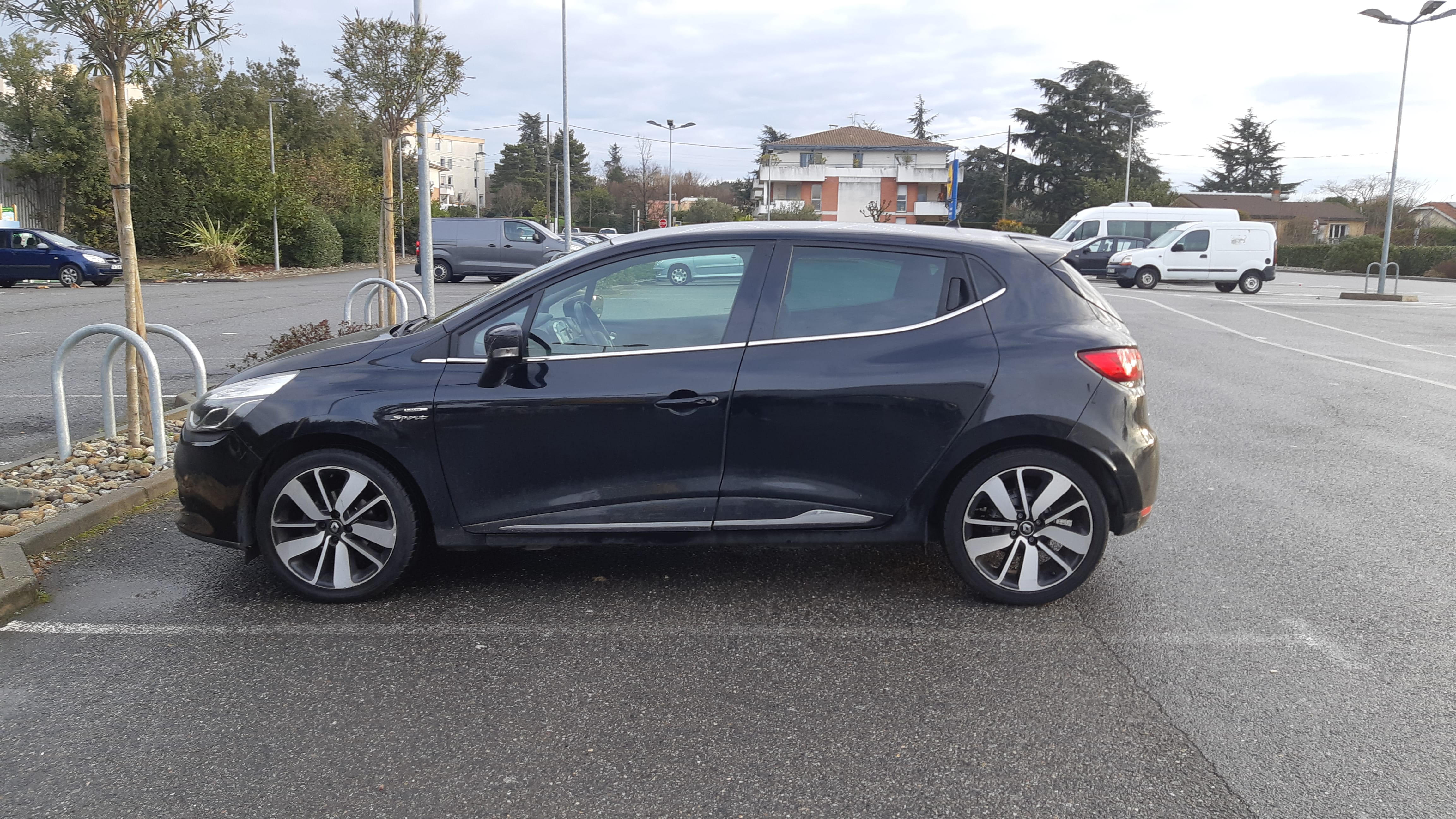 Renault Clio 90 cv modèle sport mit Klimaanlage