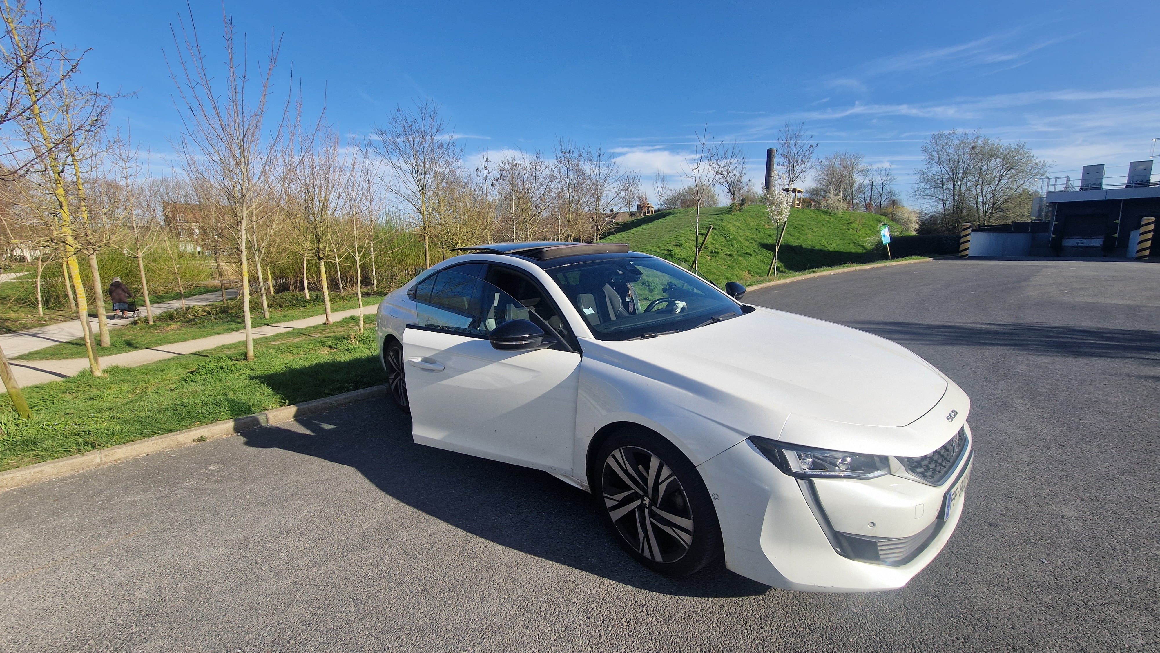 Peugeot 508 Coupé avec Climatisation