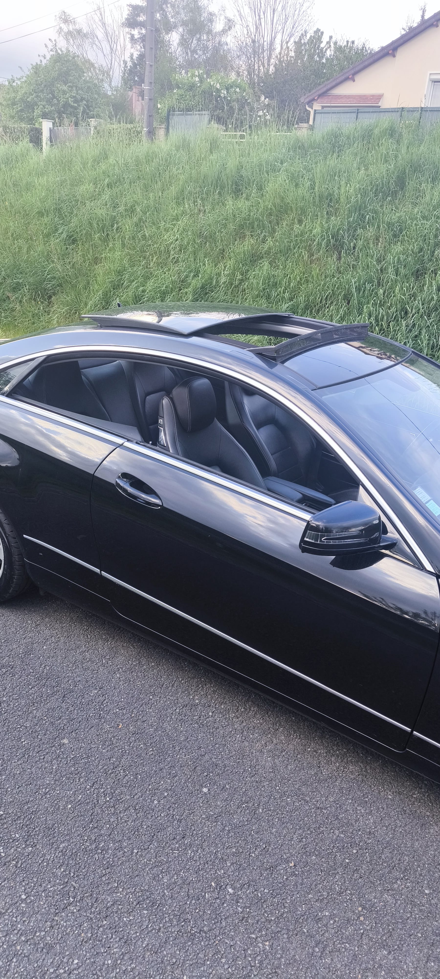 Mercedes-Benz Classe E Coupé avec GPS