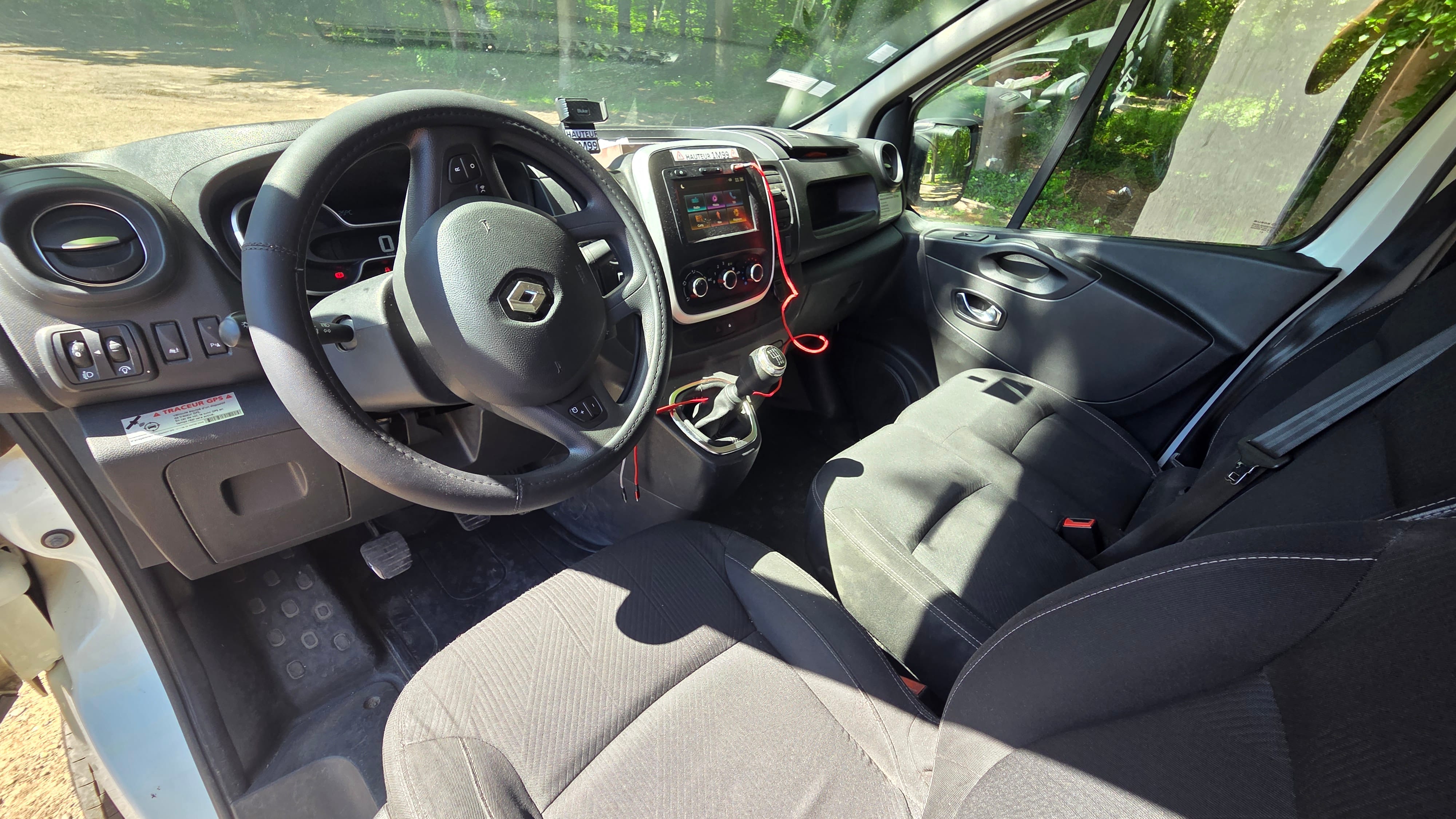 Renault Trafic Version Rallongée CLIM OK avec GPS