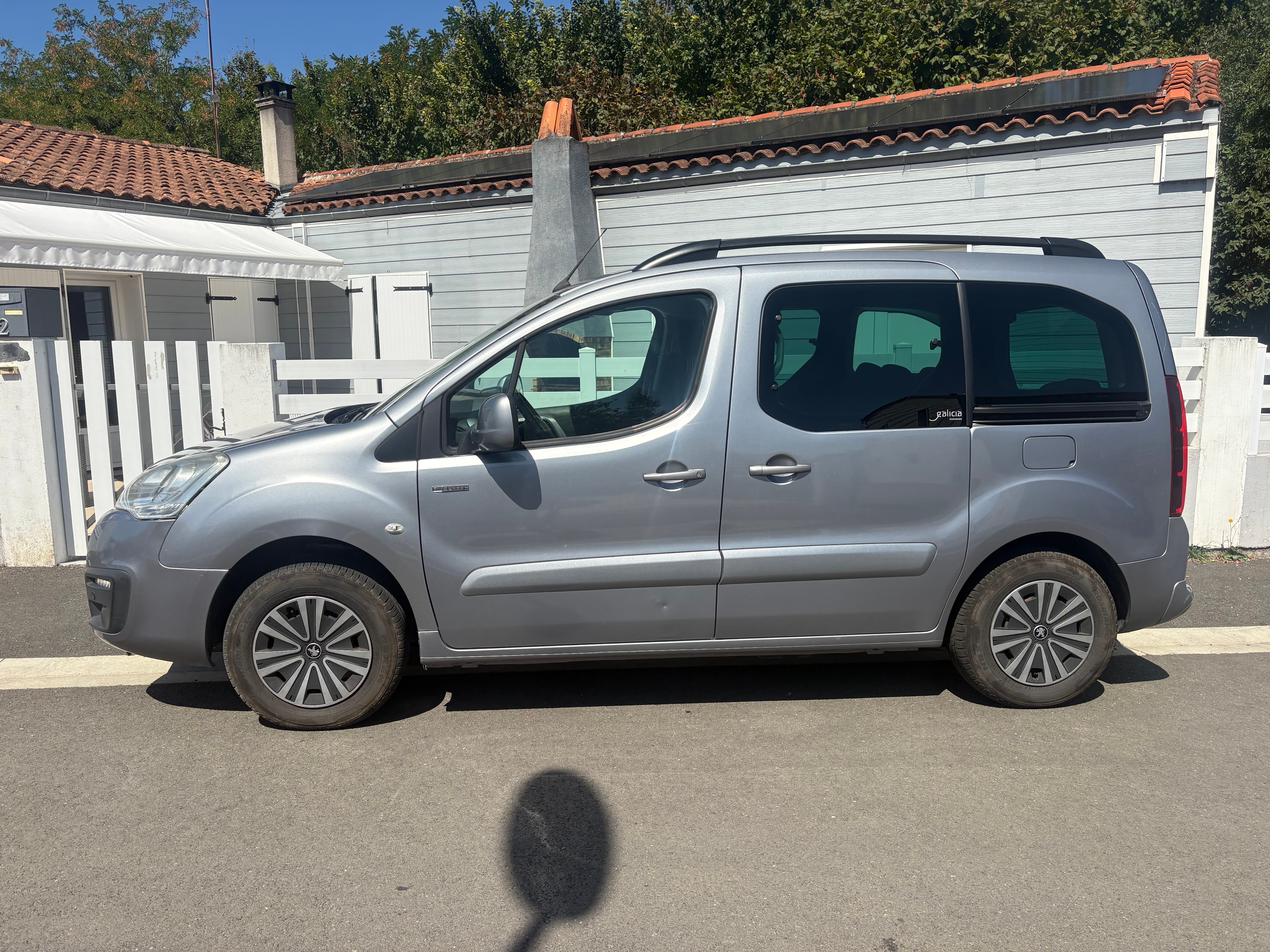 Peugeot Partner Tepee avec Climatisation