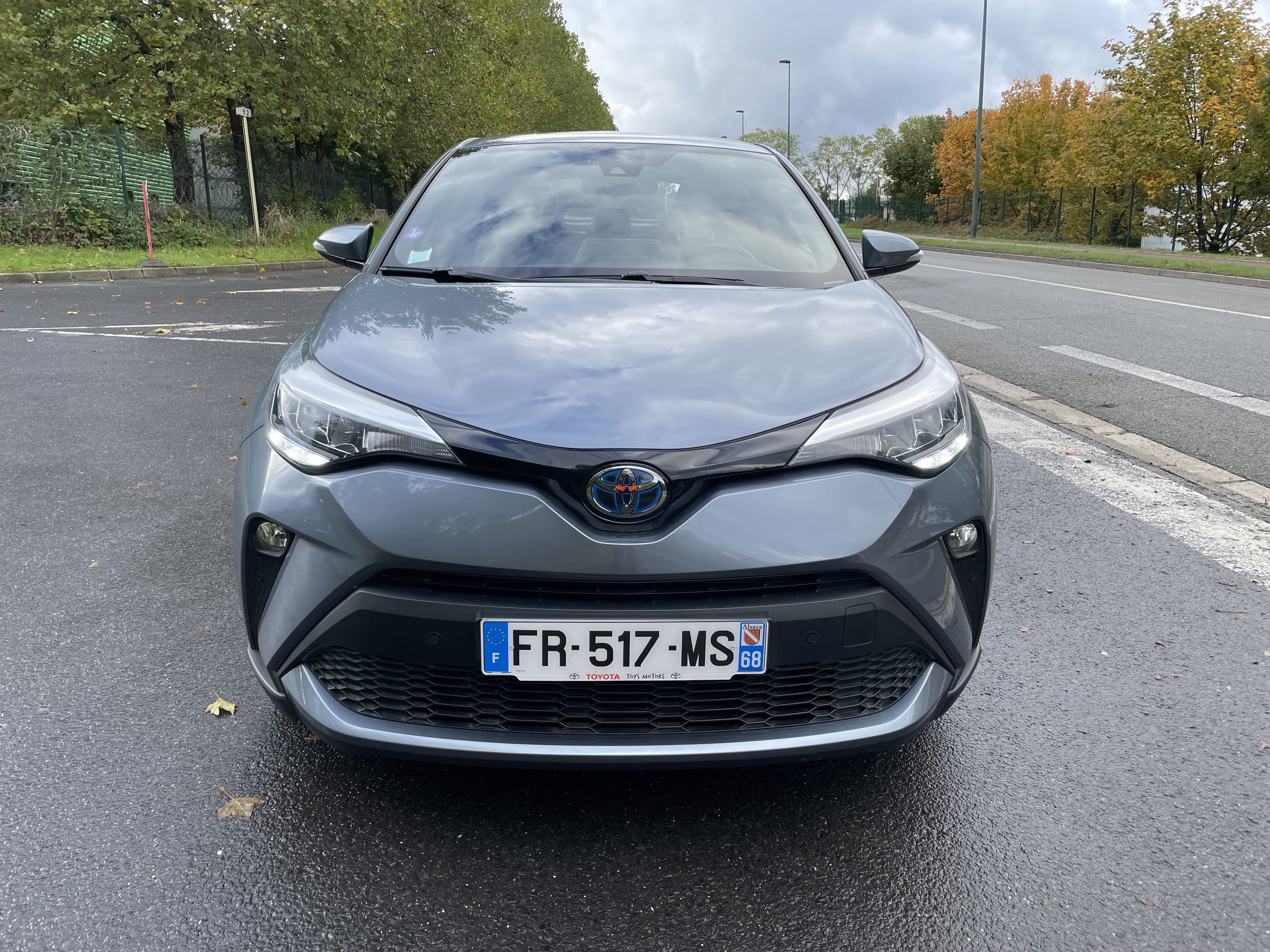 Toyota C-HR Hybrid, 2020, Essence 95 / Électrique (hybride), automatique