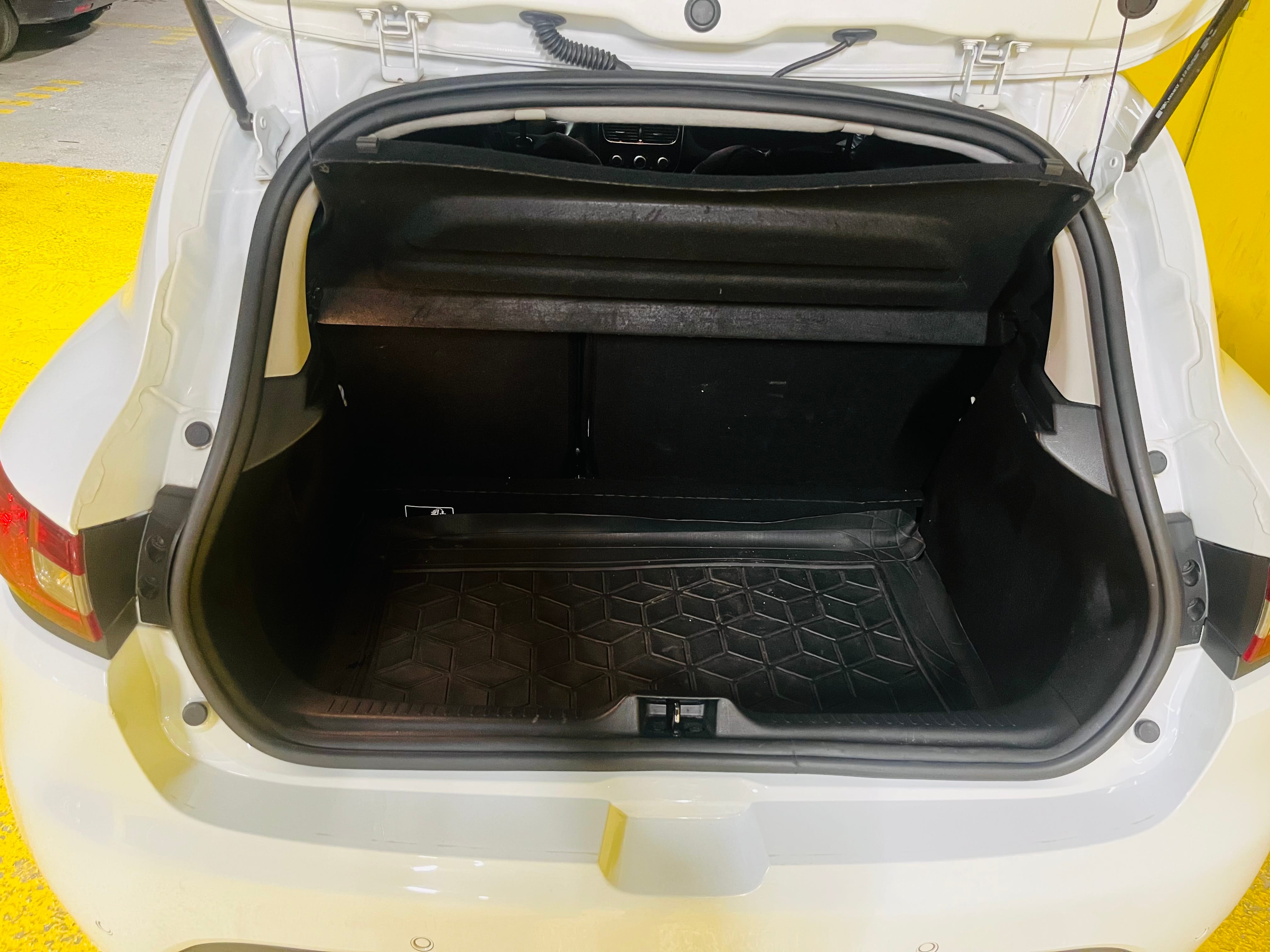 Renault Clio 4 diesel avec Siège bébé
