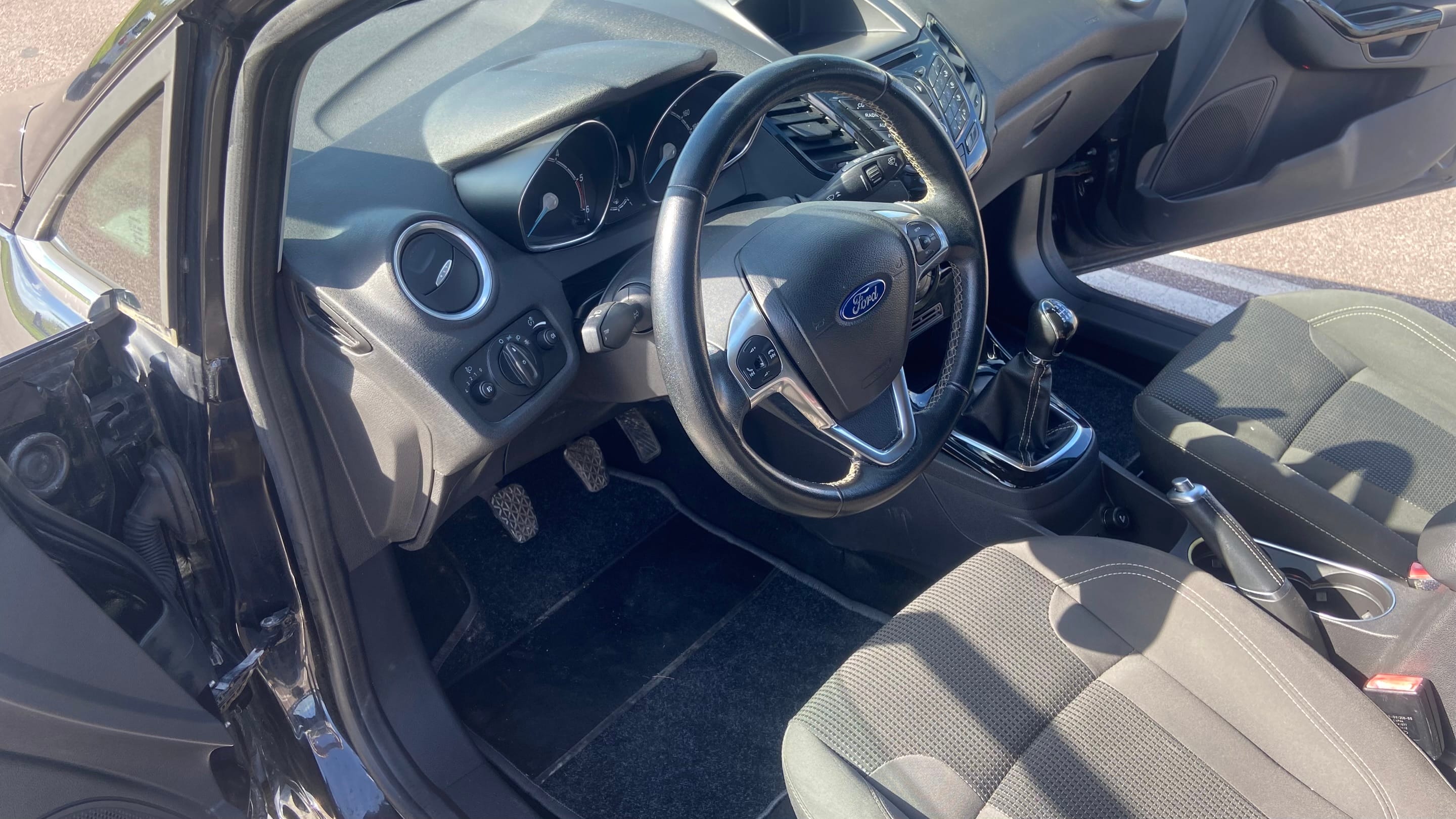 Ford Fiesta avec Audio Bluetooth