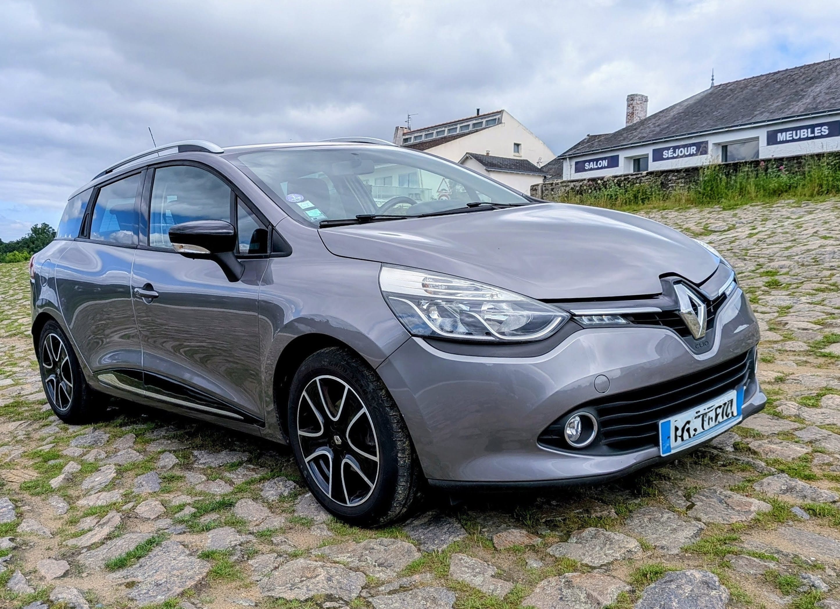 Renault Clio Estate Limited Edition avec Attelage
