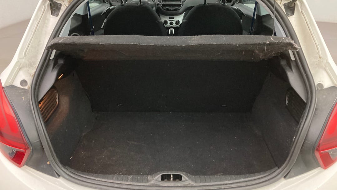 Peugeot 208 avec Régulateur de vitesse