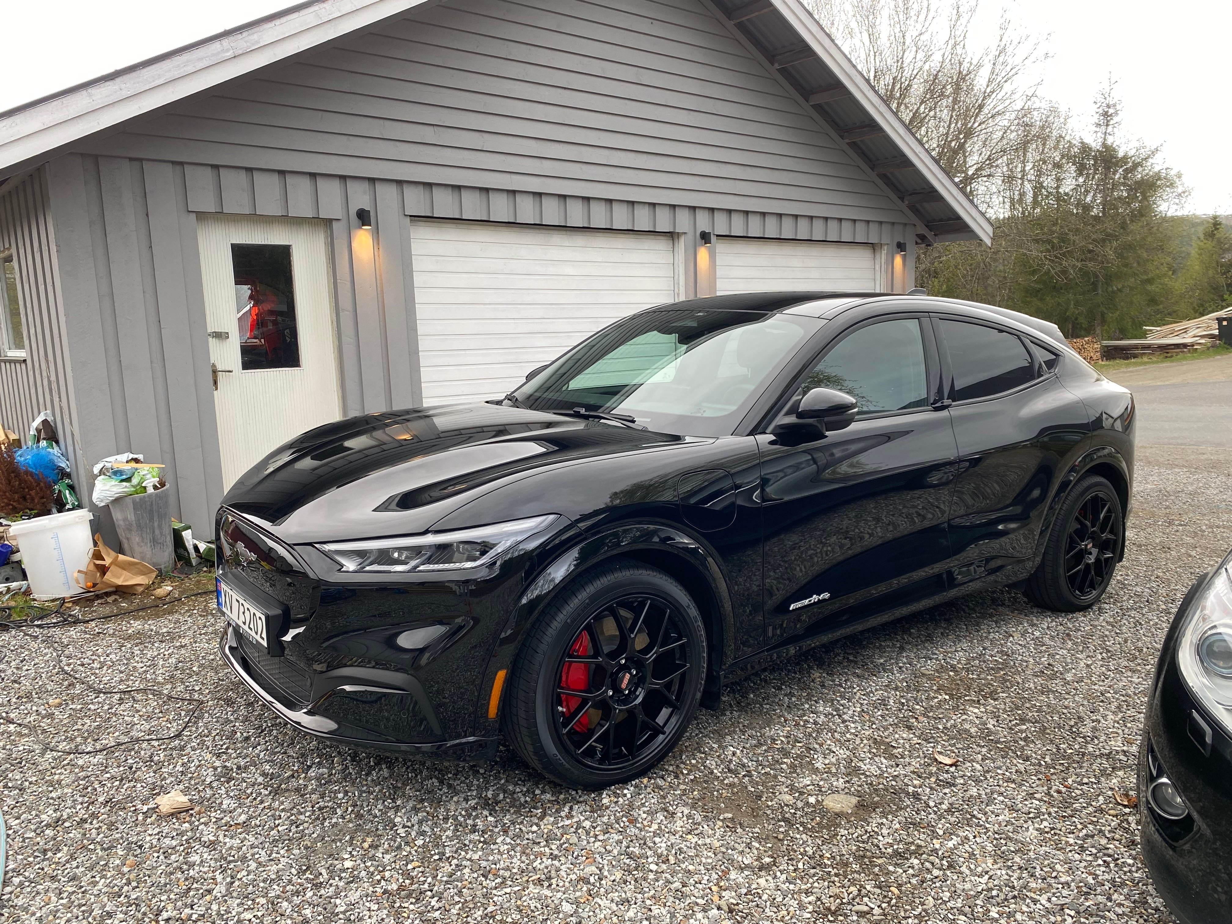 Ford Mustang Mach-E Premium med Aircondition