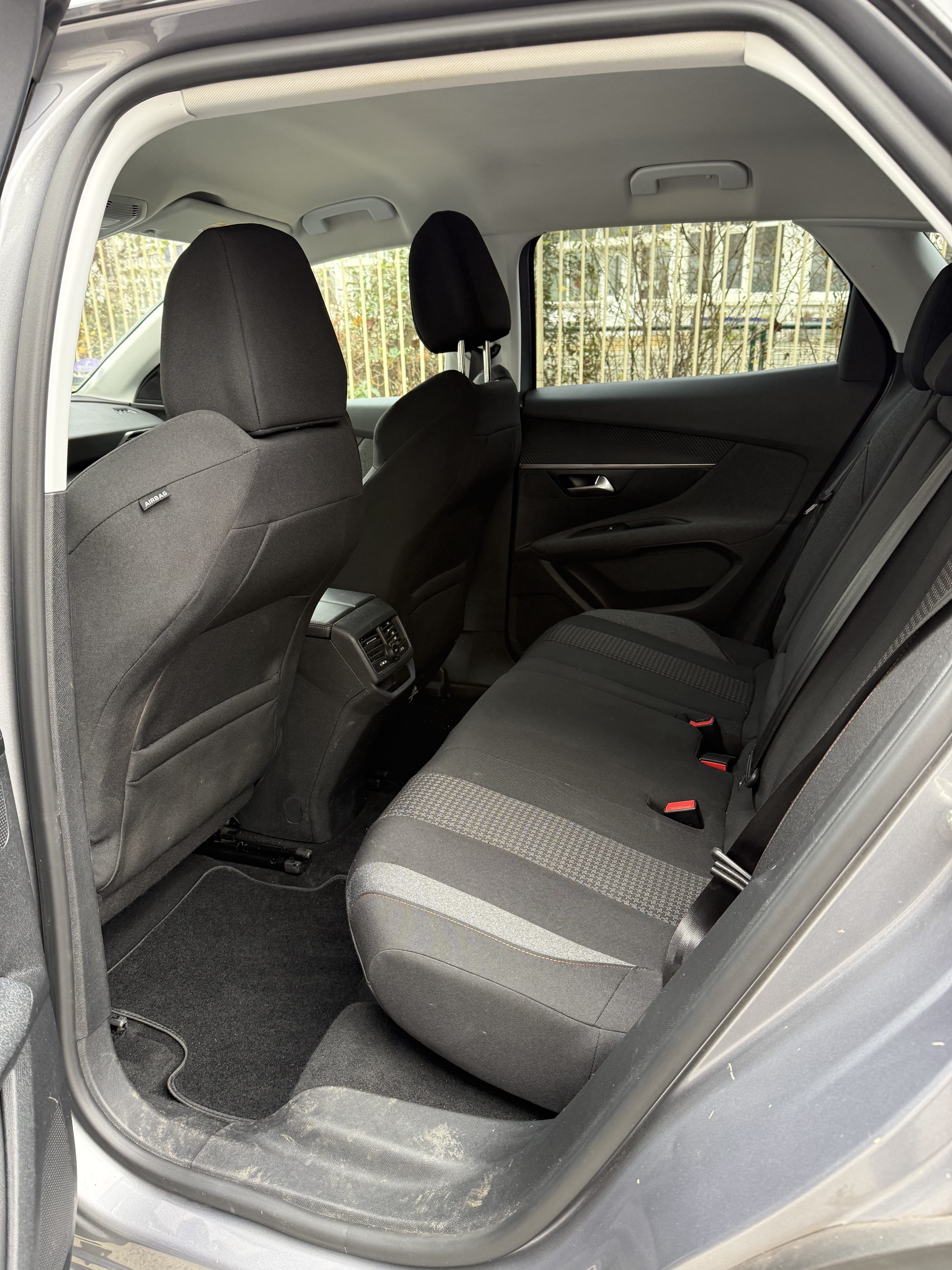 Peugeot 3008 - Boite auto avec Apple CarPlay