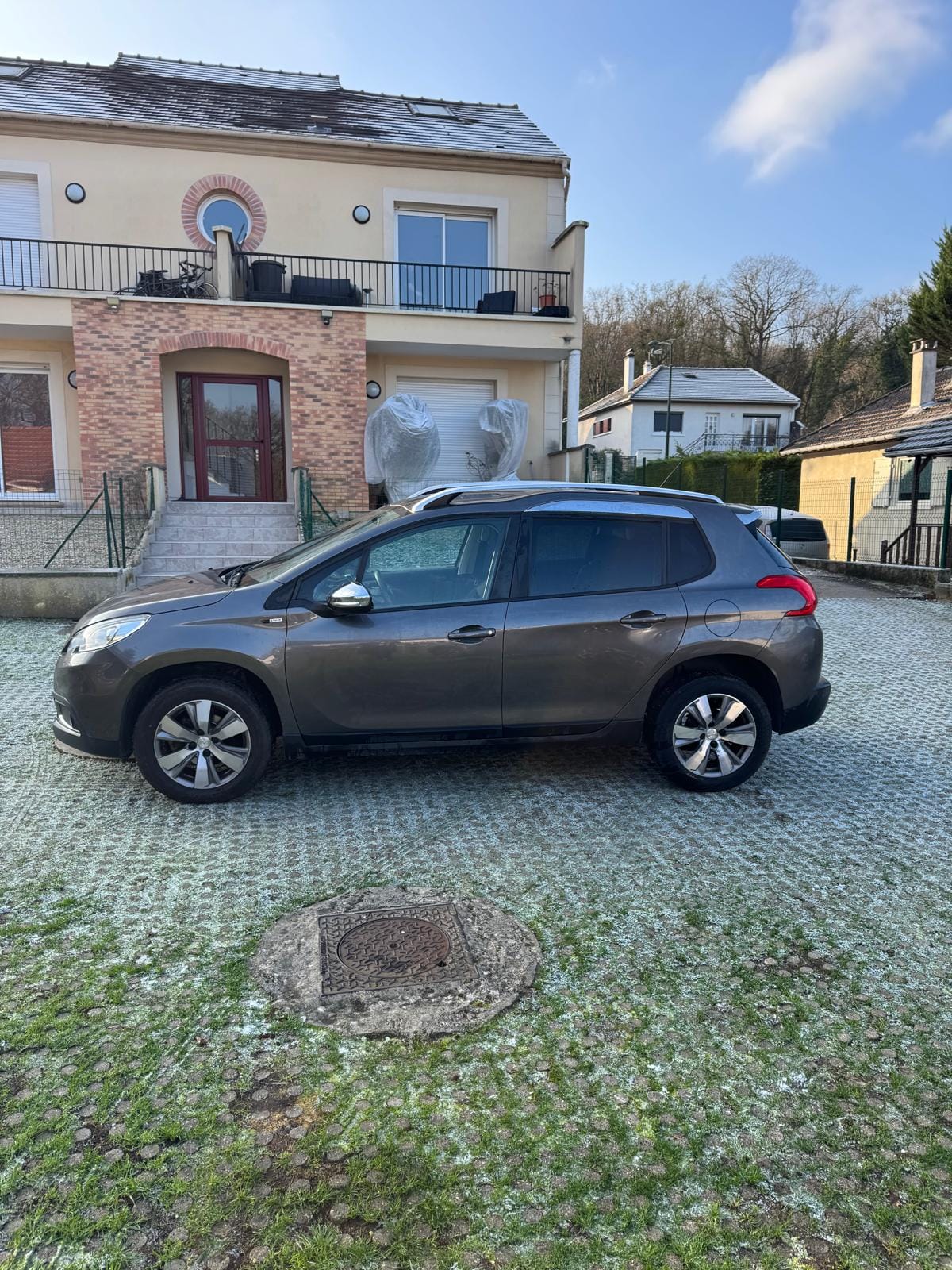 Peugeot 2008 avec Climatisation