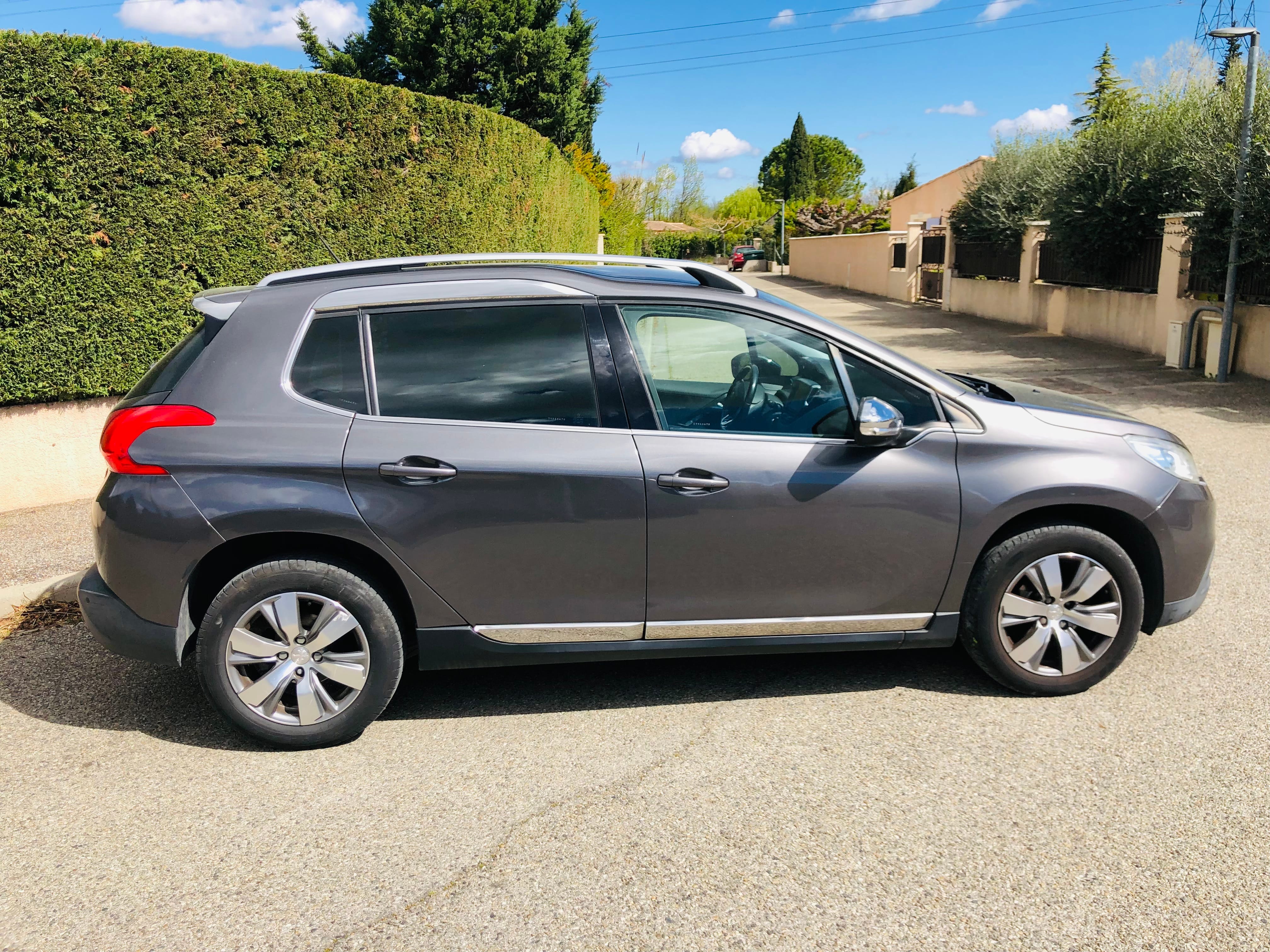 Peugeot 2008 avec Climatisation
