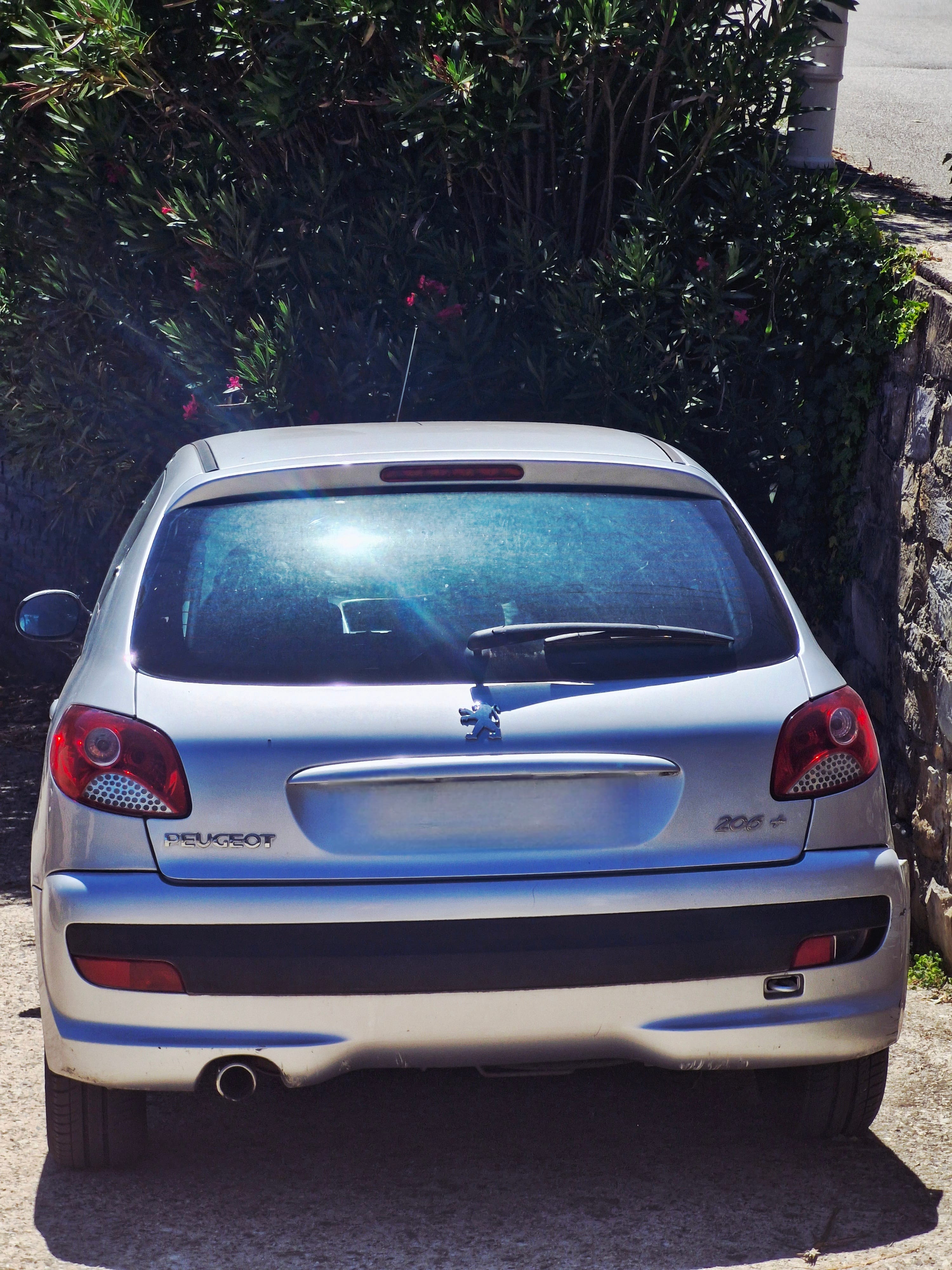 Peugeot 206+ avec Audio Bluetooth