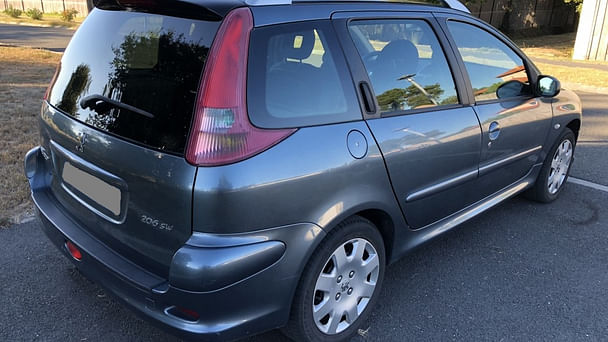 Peugeot 206 SW 16S avec Climatisation