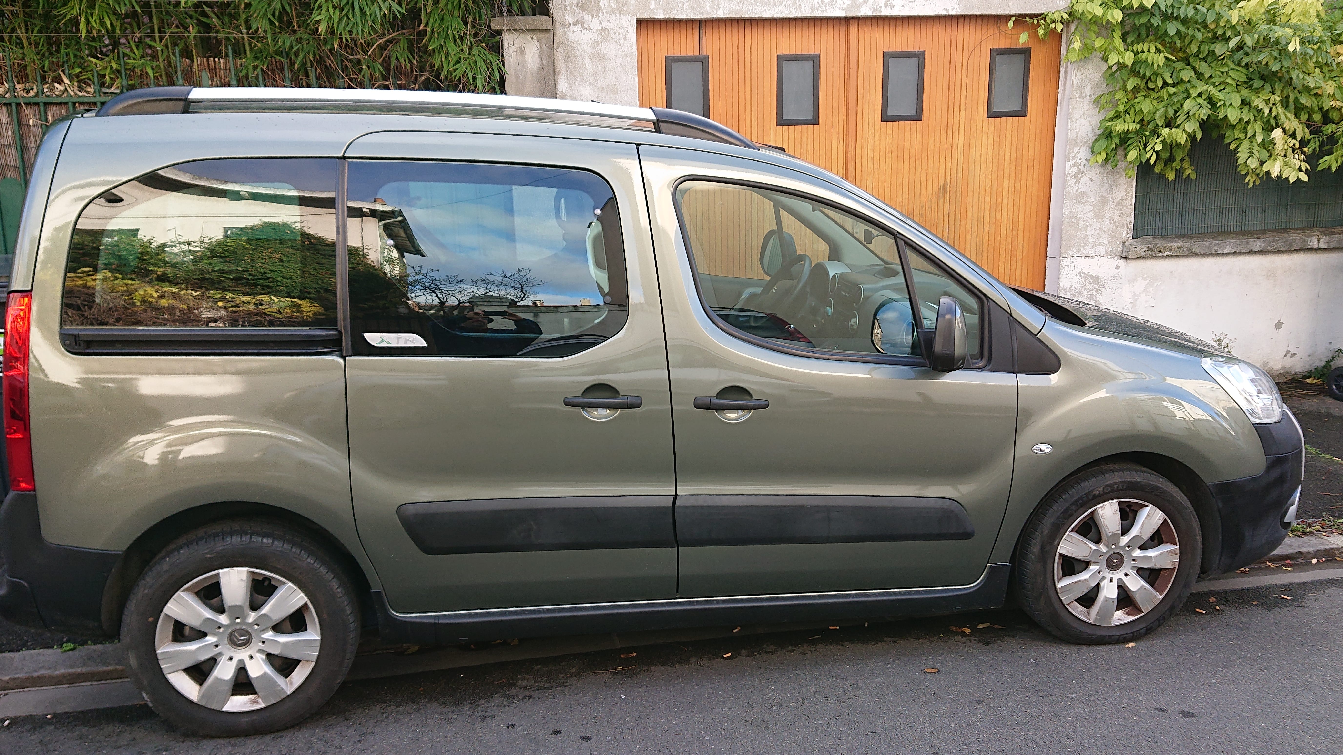 Citroen Berlingo Multispace 1.6hdi XTR 5/7 PLACES avec Climatisation