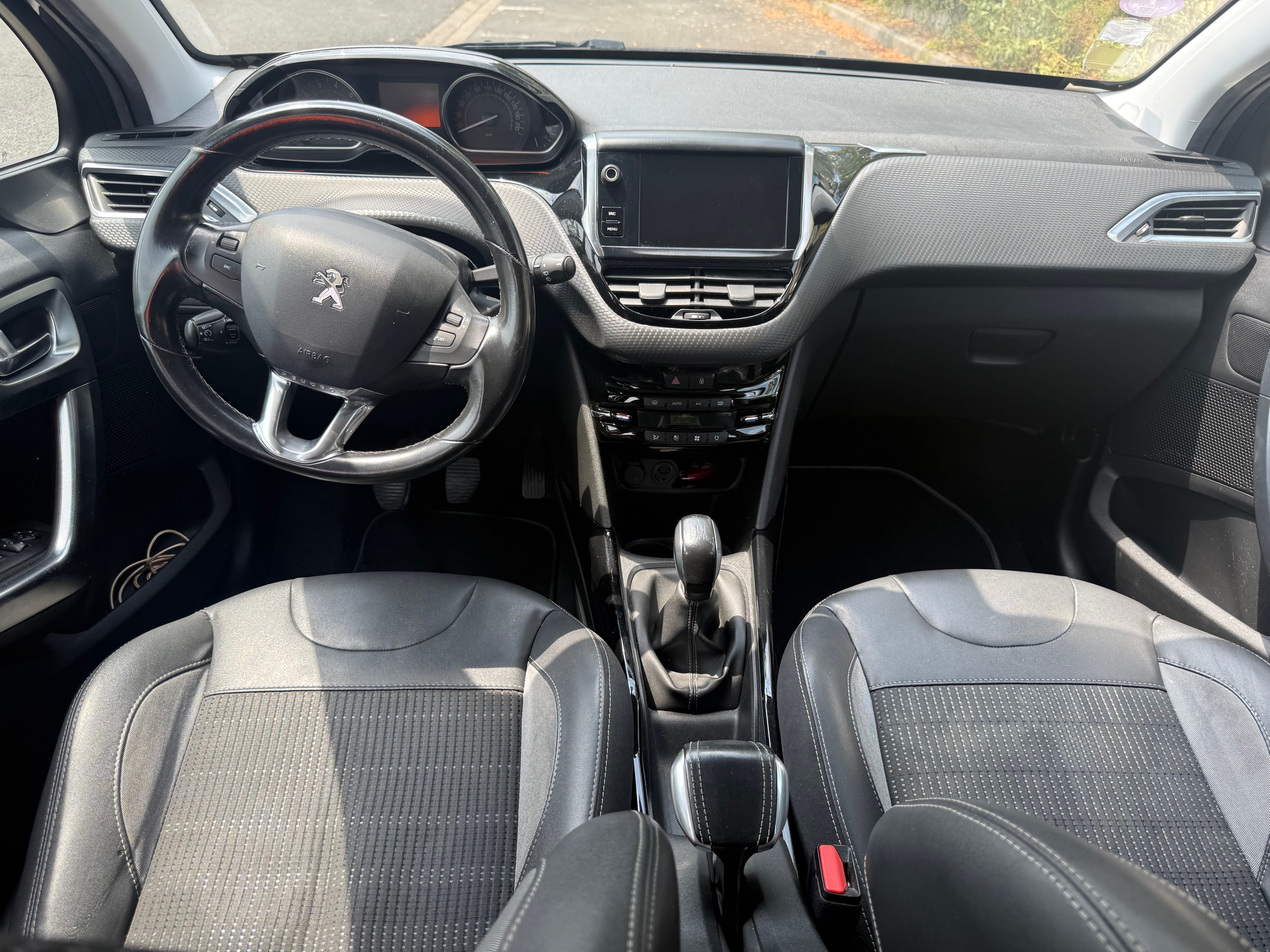 Peugeot 2008 110 cv avec Régulateur de vitesse