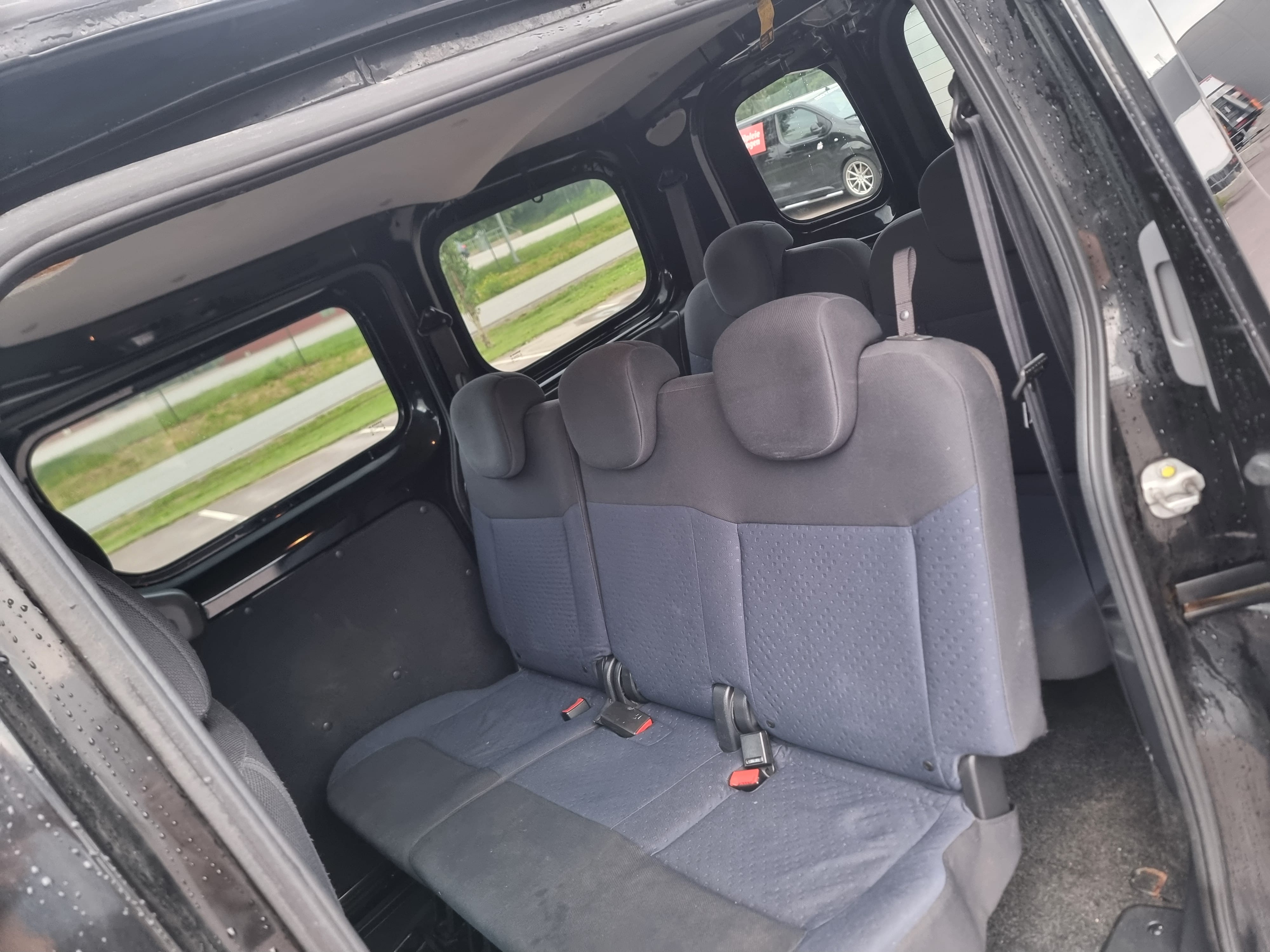 Nissan NV200 med Lydinngang