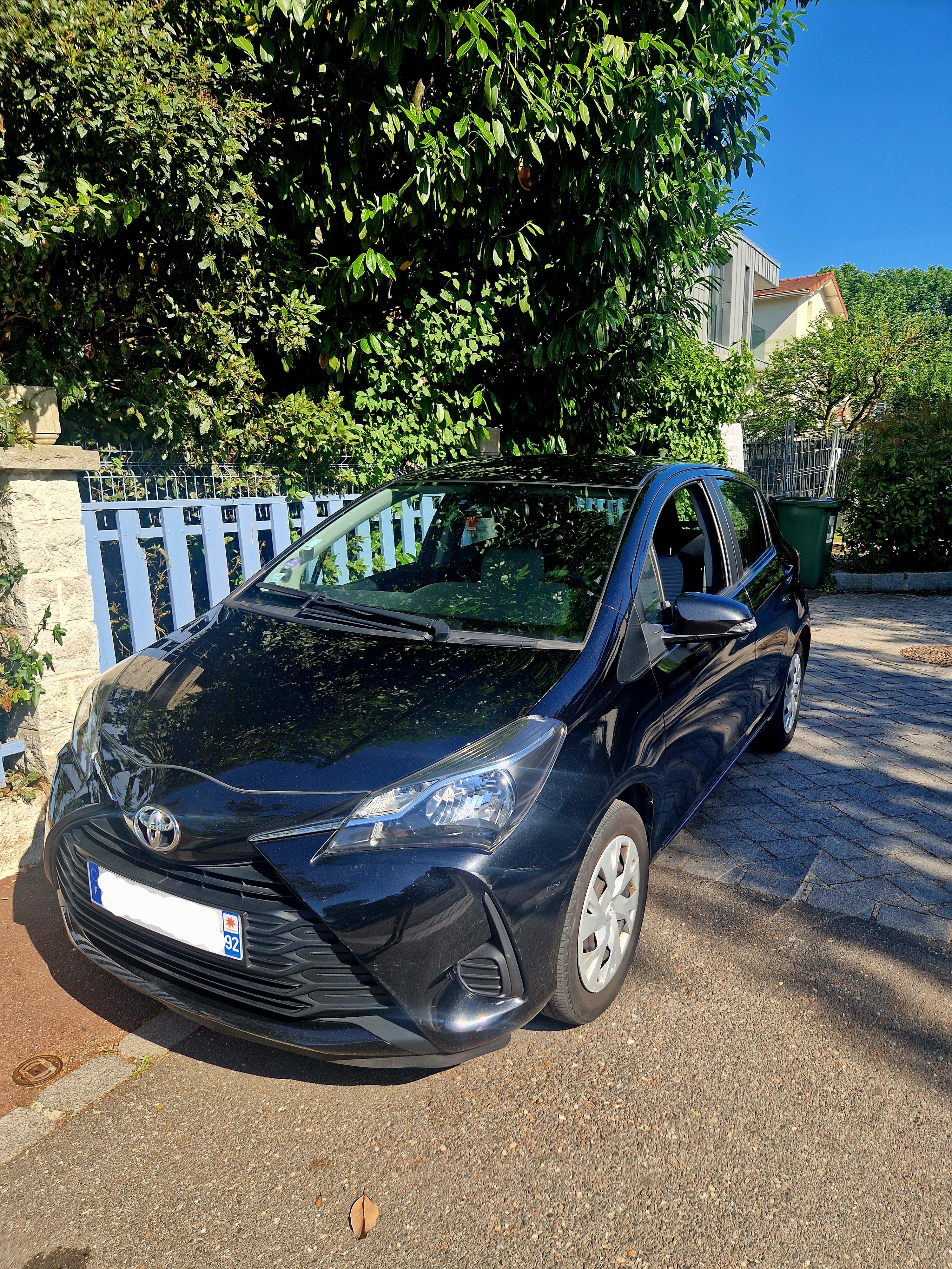 Toyota Yaris 1.0 VVTI 70 France Connect, 2019, Essence 95