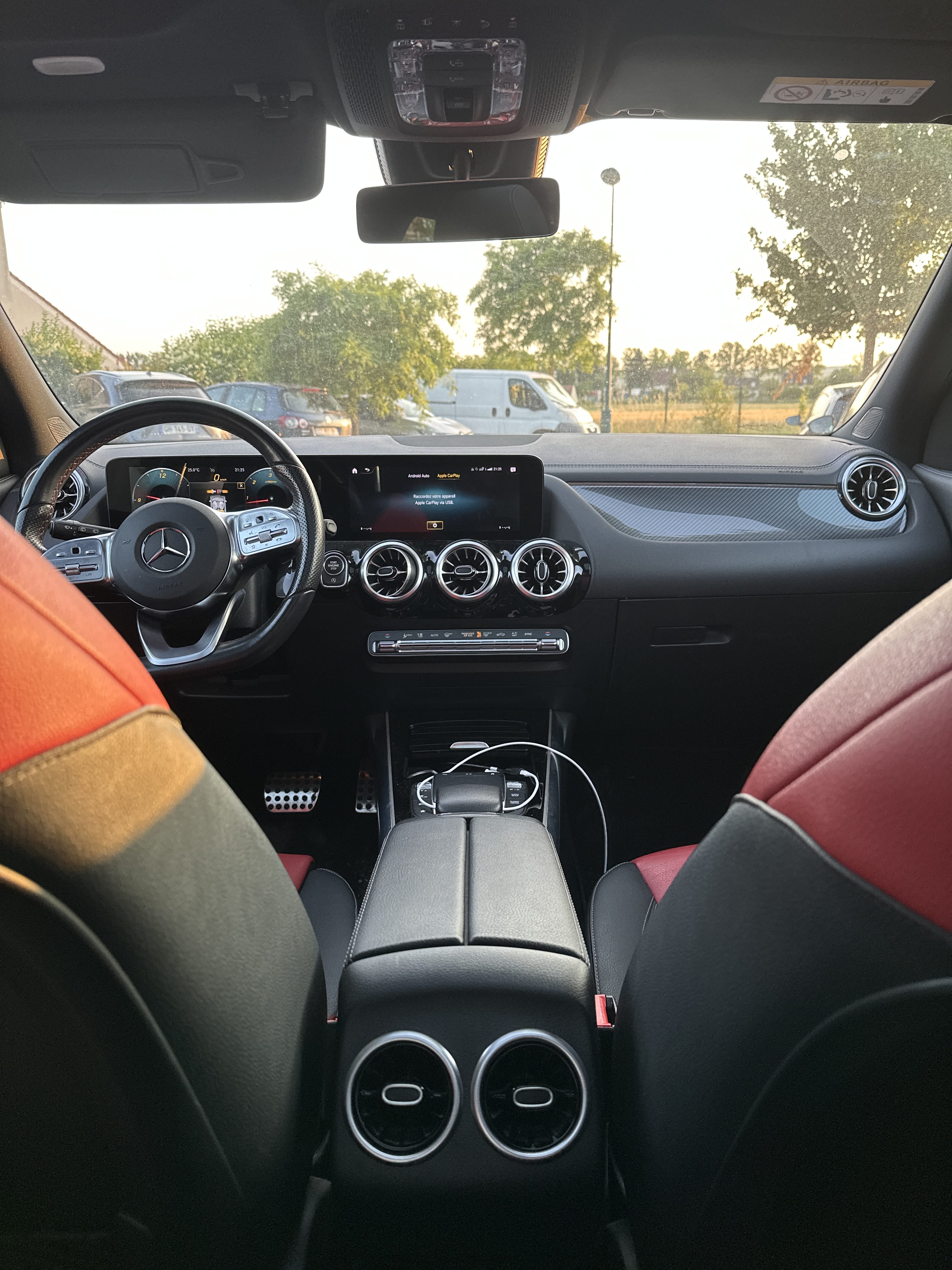 Mercedes-Benz GLA 200 avec GPS