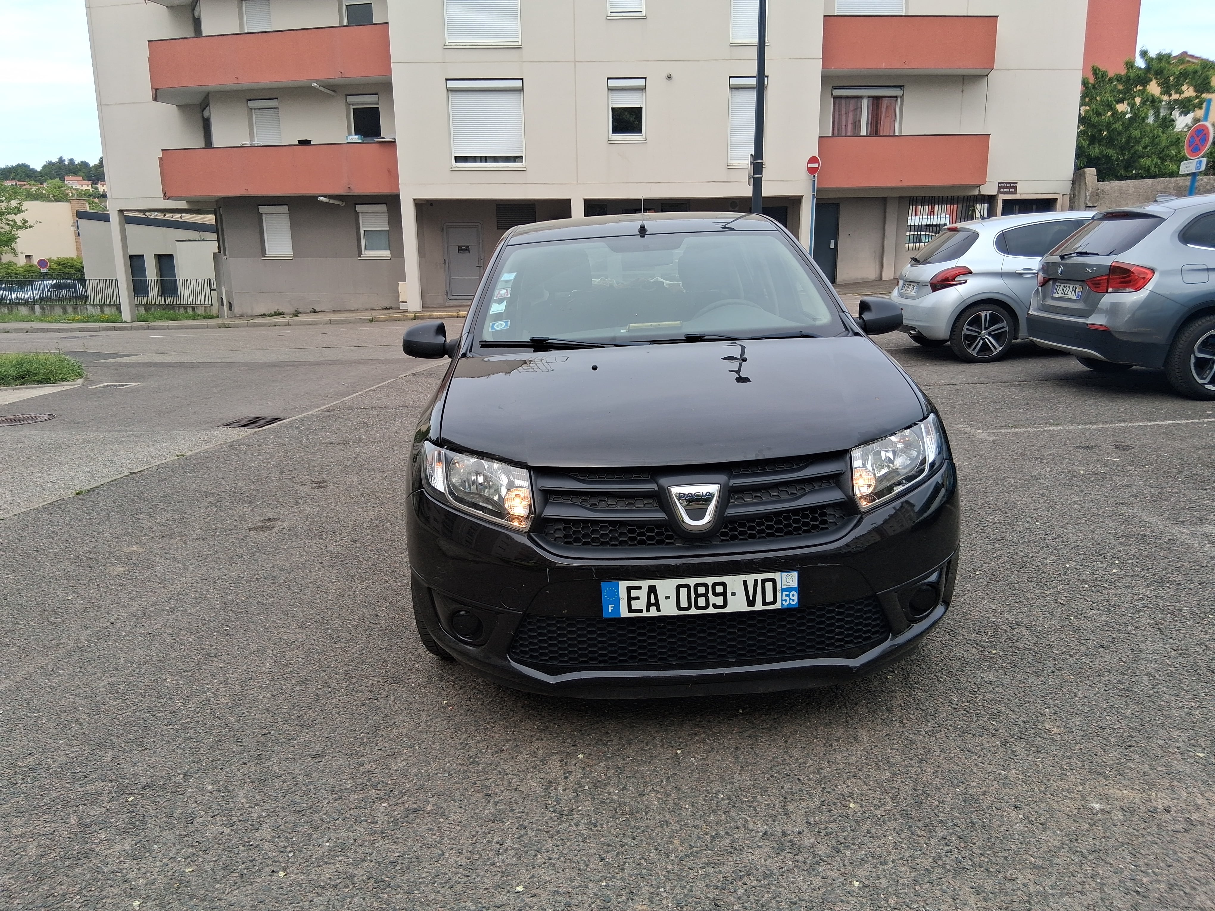 Dacia Sandero 1.2 16v avec Port USB