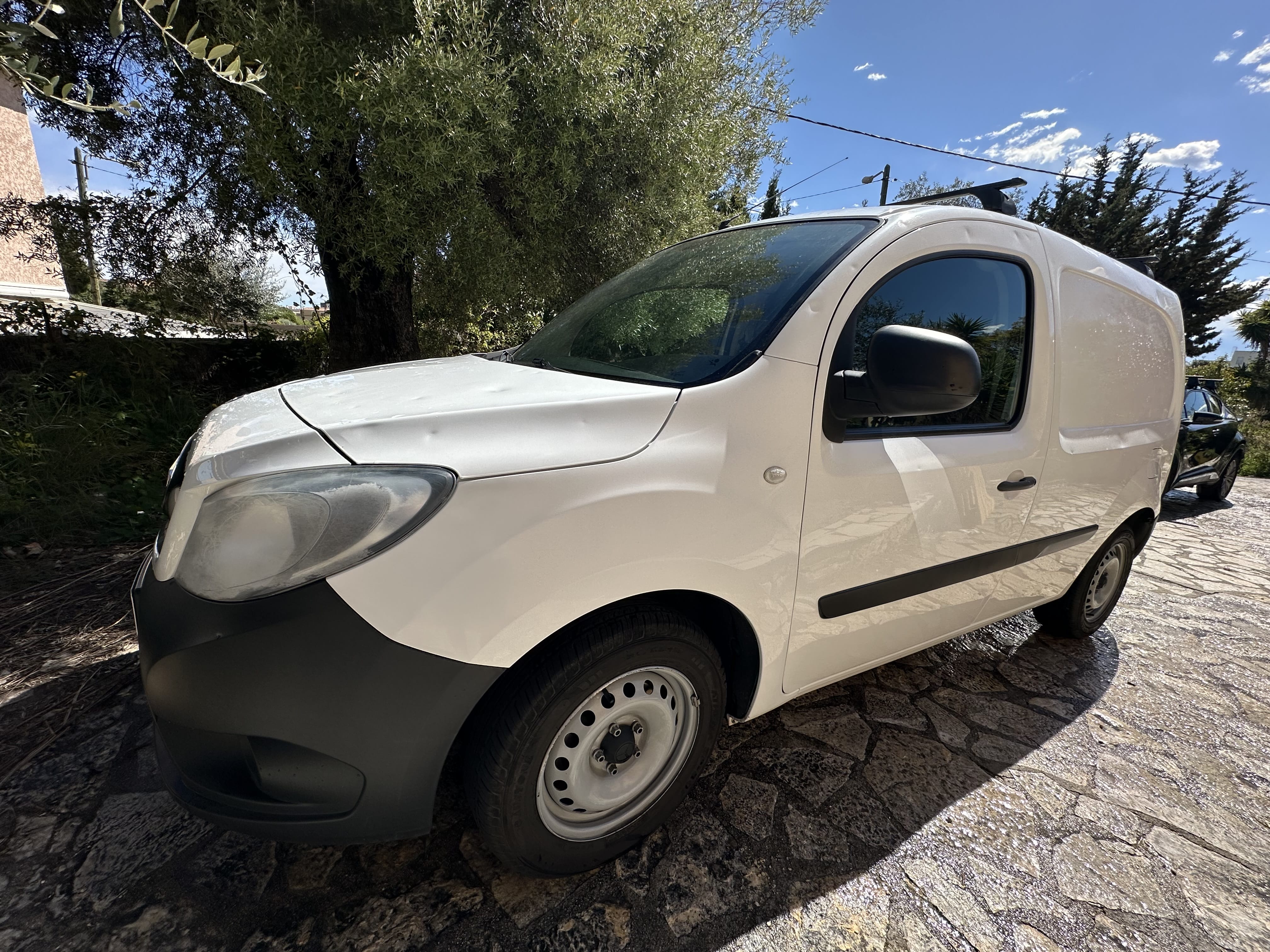 Mercedes-Benz Citan Fourgon avec Attelage