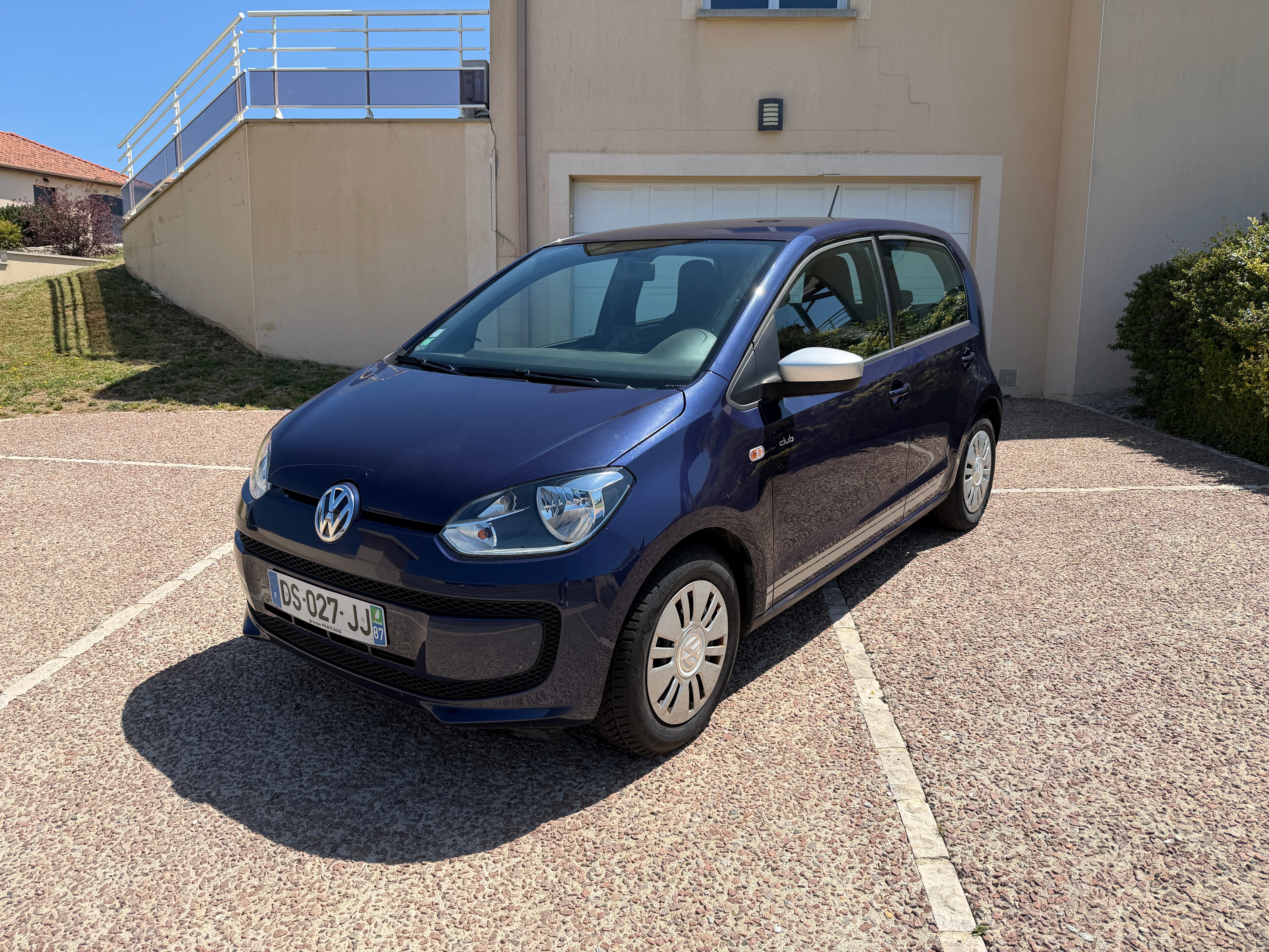 Volkswagen Up!, 2015, Essence 95