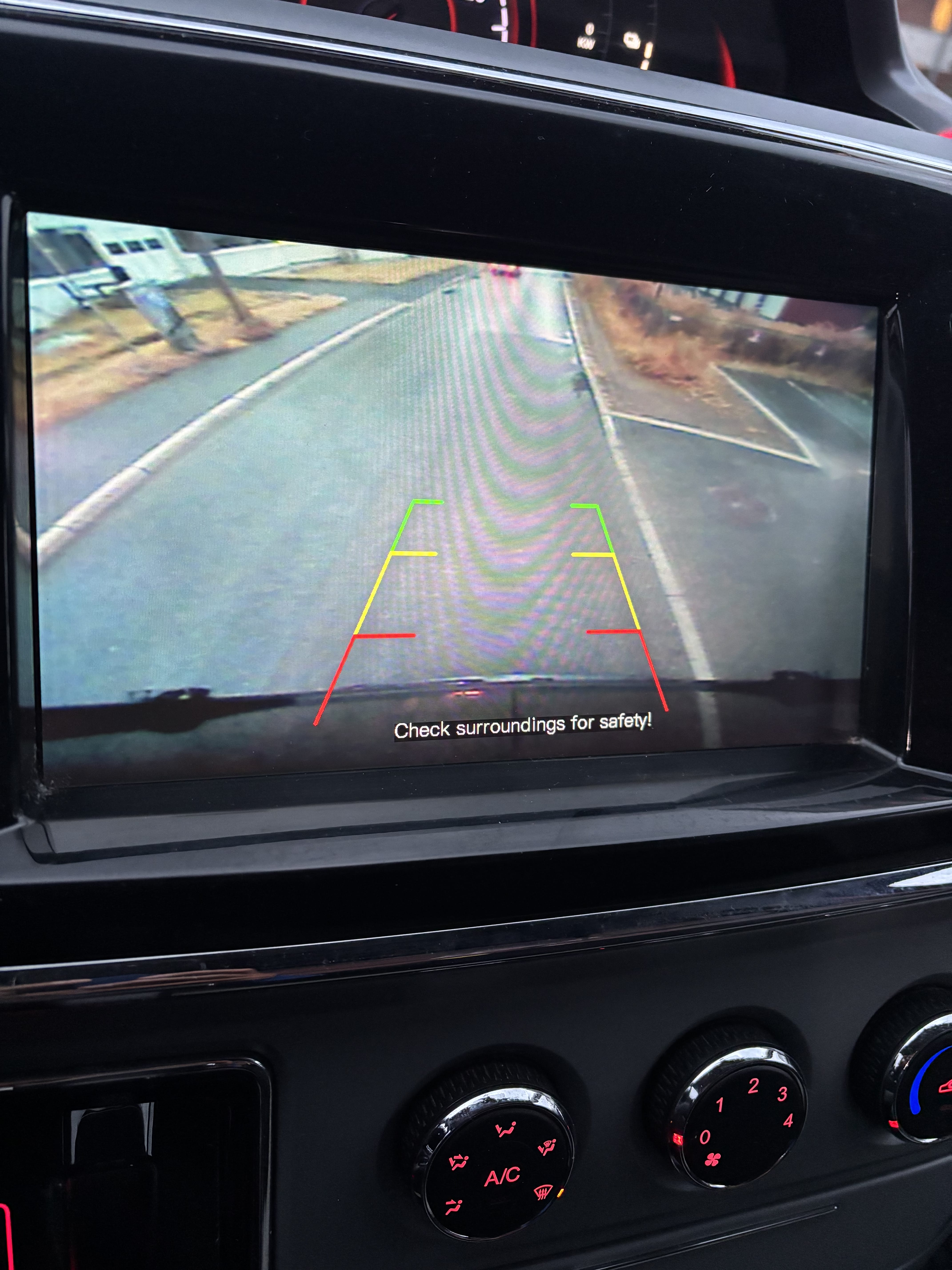 Maxus EV80 Bil 8 with Bluetooth audio