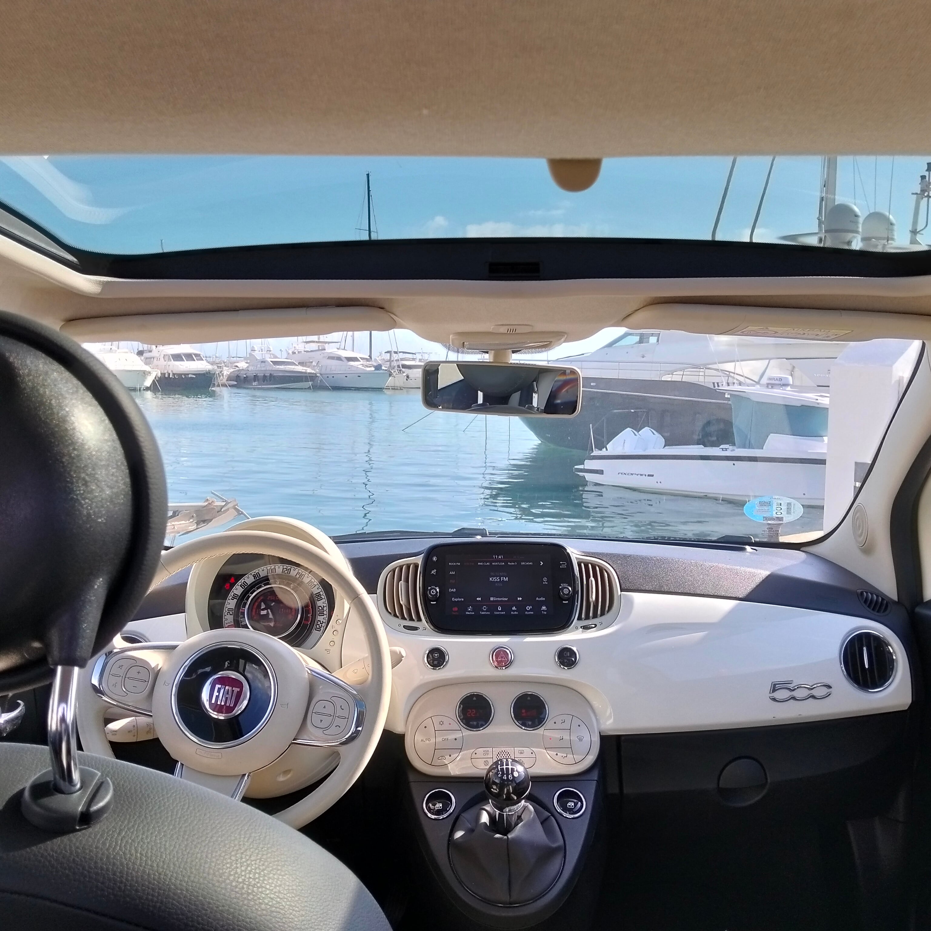 Fiat 500 Híbrido with Apple CarPlay