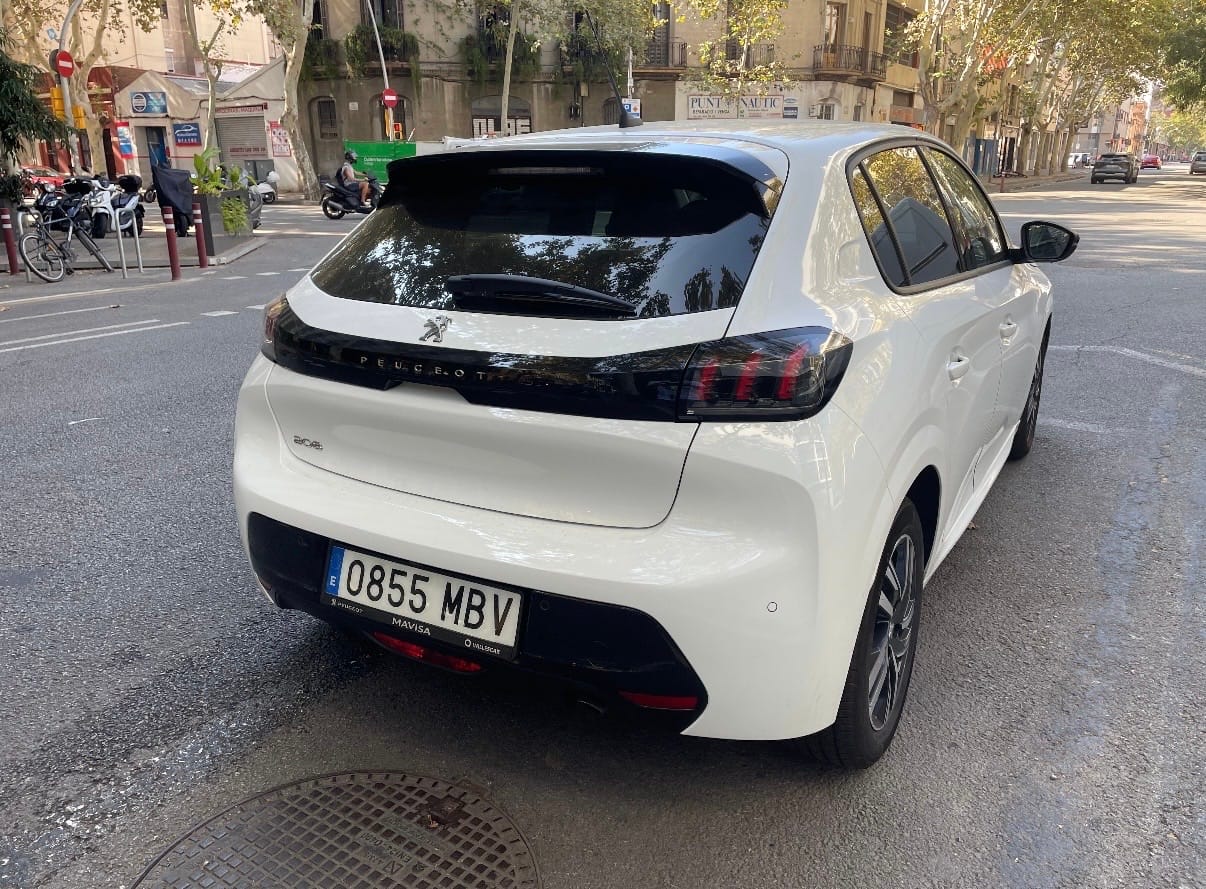 Peugeot 208 met Achteruitrijcamera