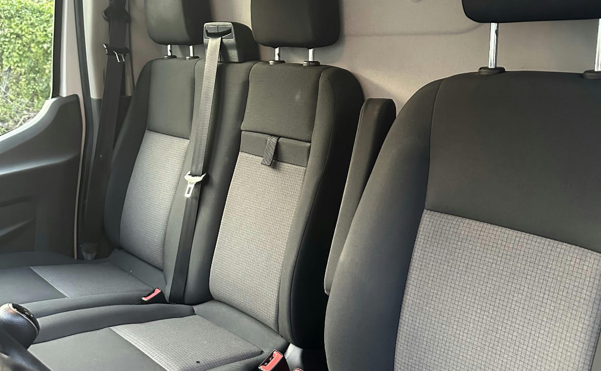 Ford Transit 150