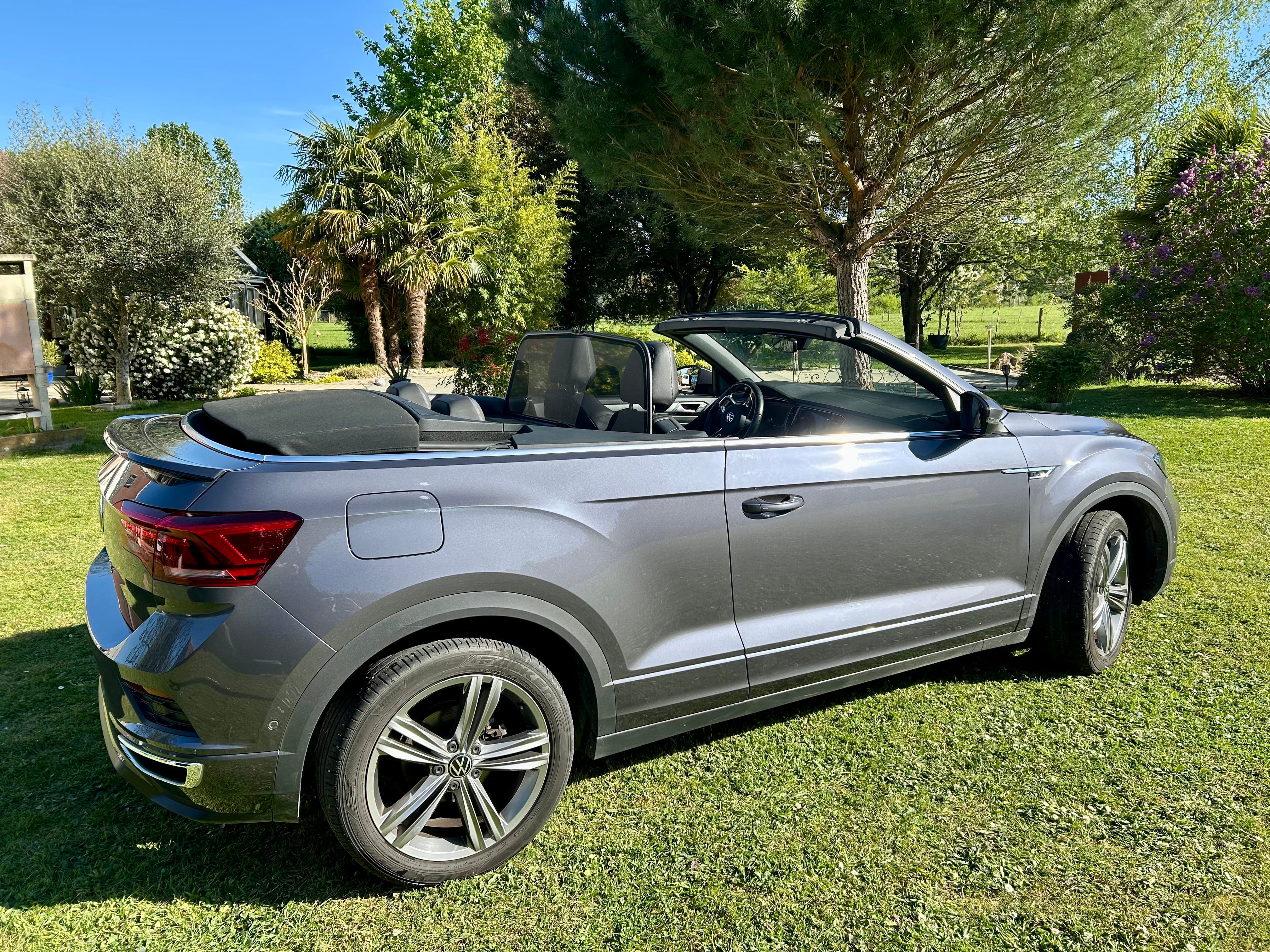Volkswagen T-Roc Cabriolet Finition R-line avec Android Auto
