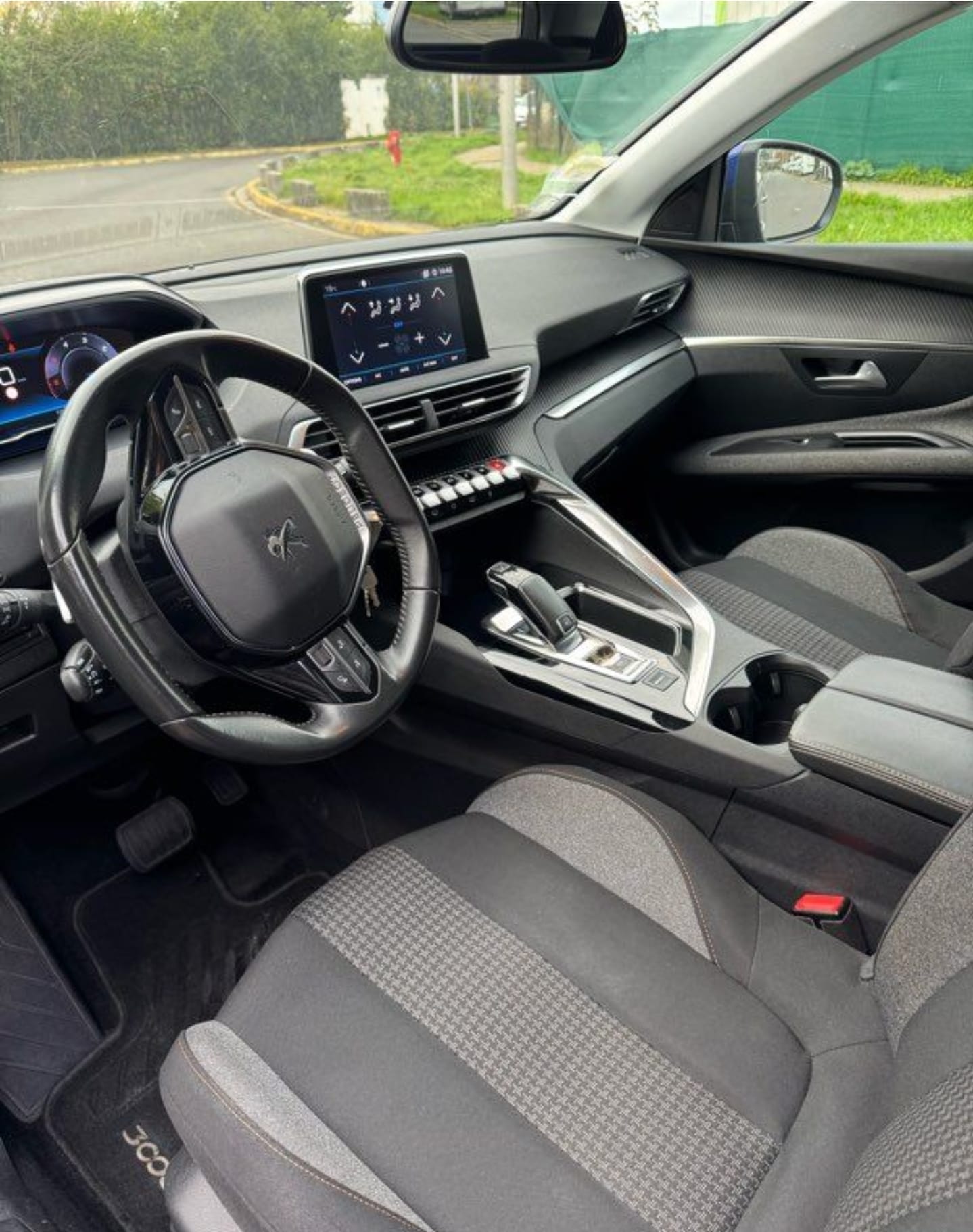 Peugeot 3008 avec GPS