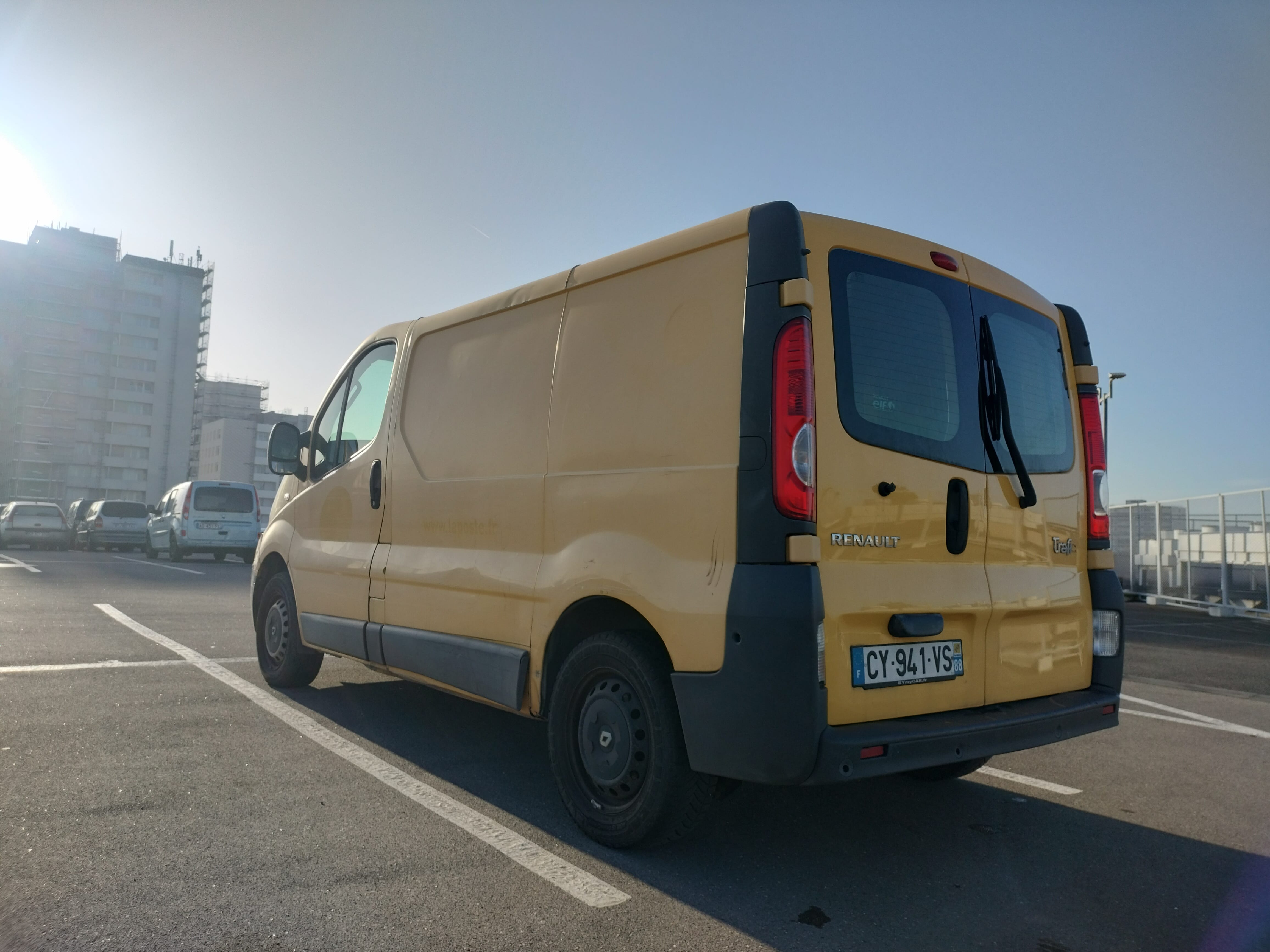 Renault Trafic 2.0 DCI 90 L1H1 avec Entrée audio / iPod