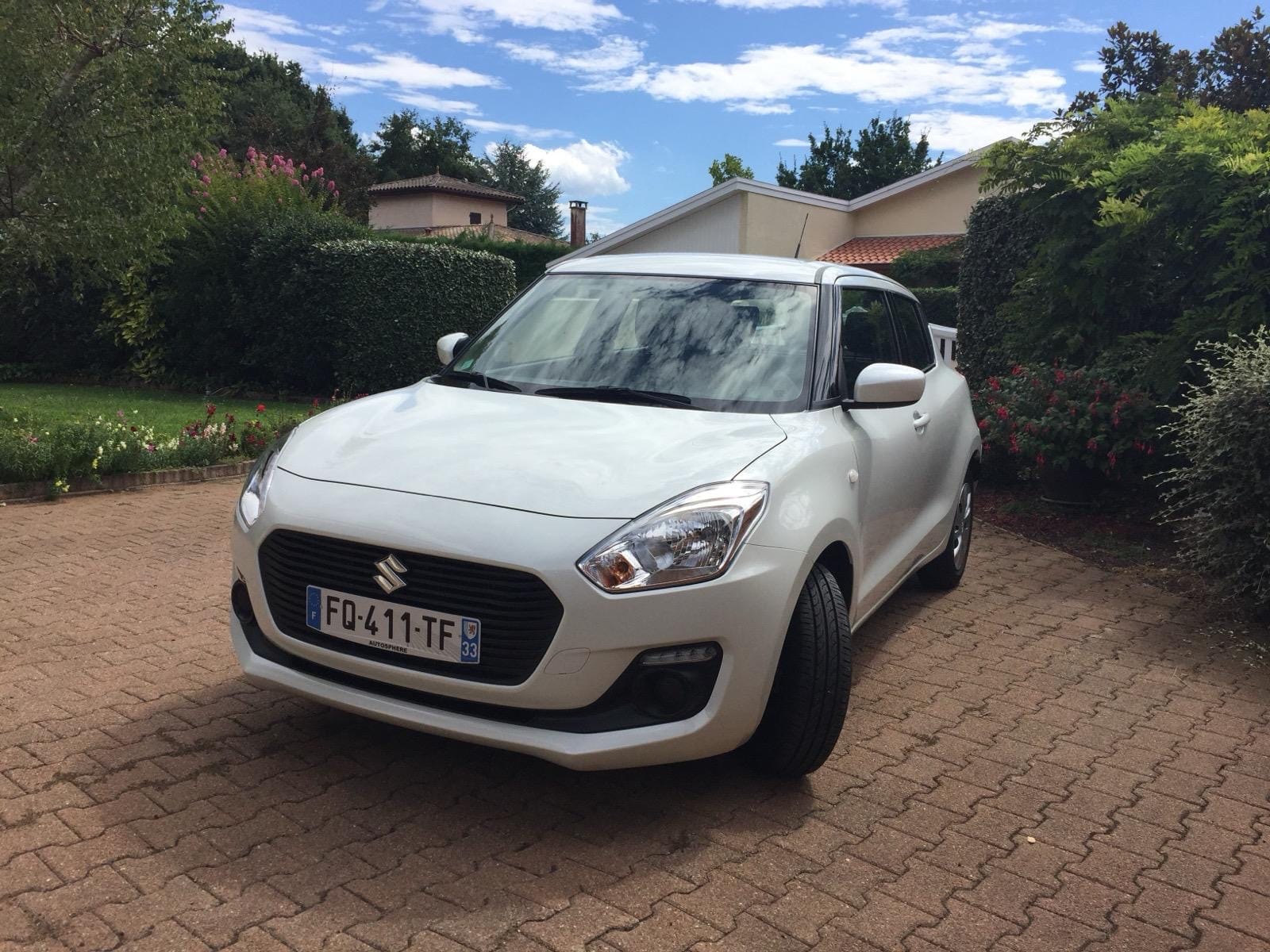 Suzuki Swift 1,2 dualjet hybrid avantage, 2020, Essence 95 / Électrique (hybride)