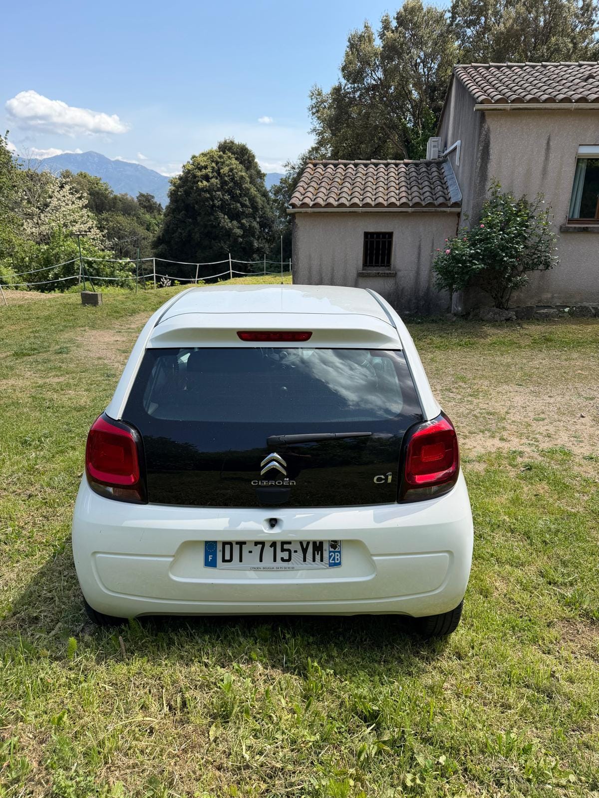 Citroen C1 with Car radio