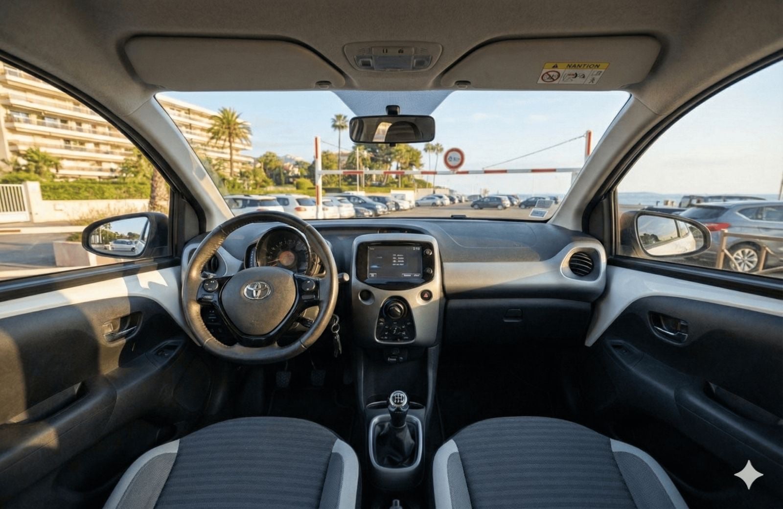 Toyota Aygo avec GPS