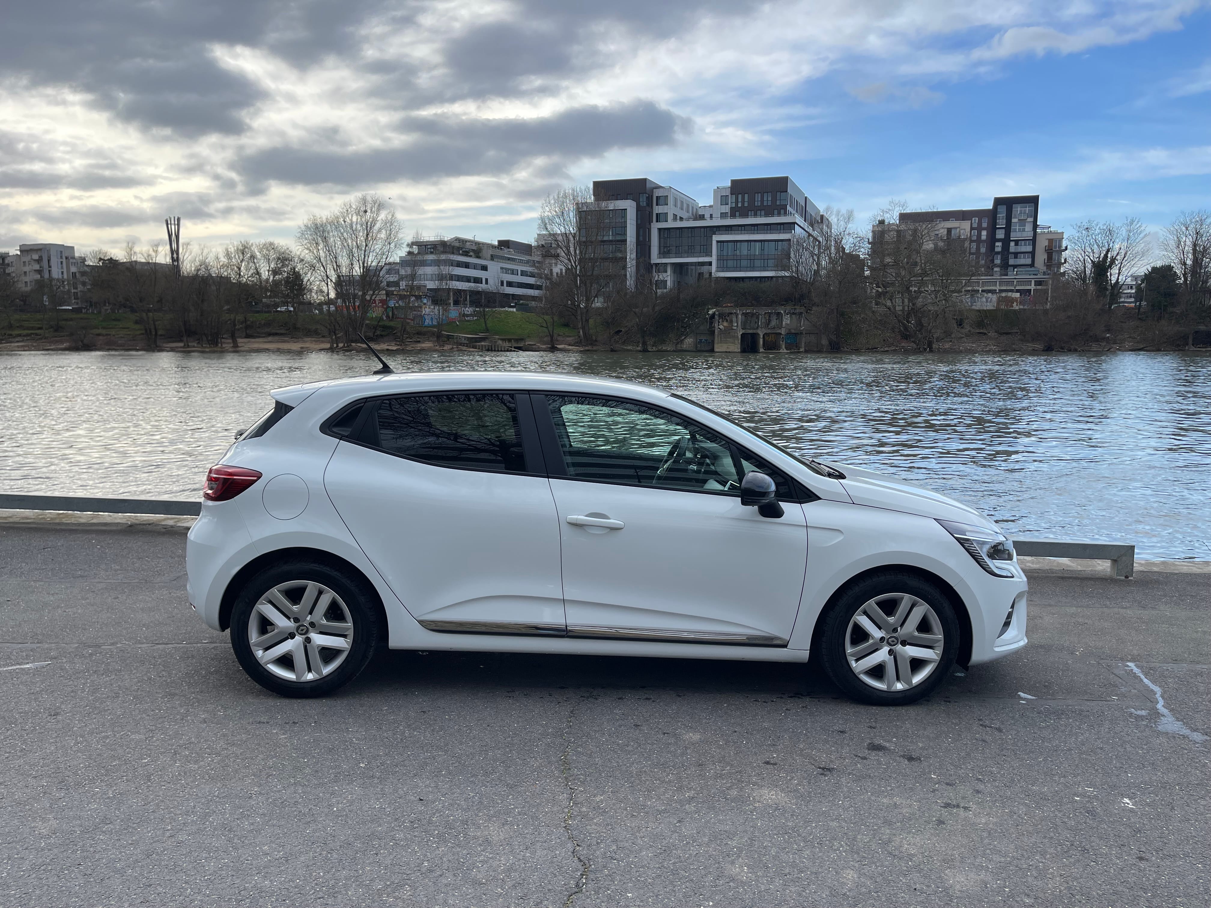 Renault Clio avec Climatisation