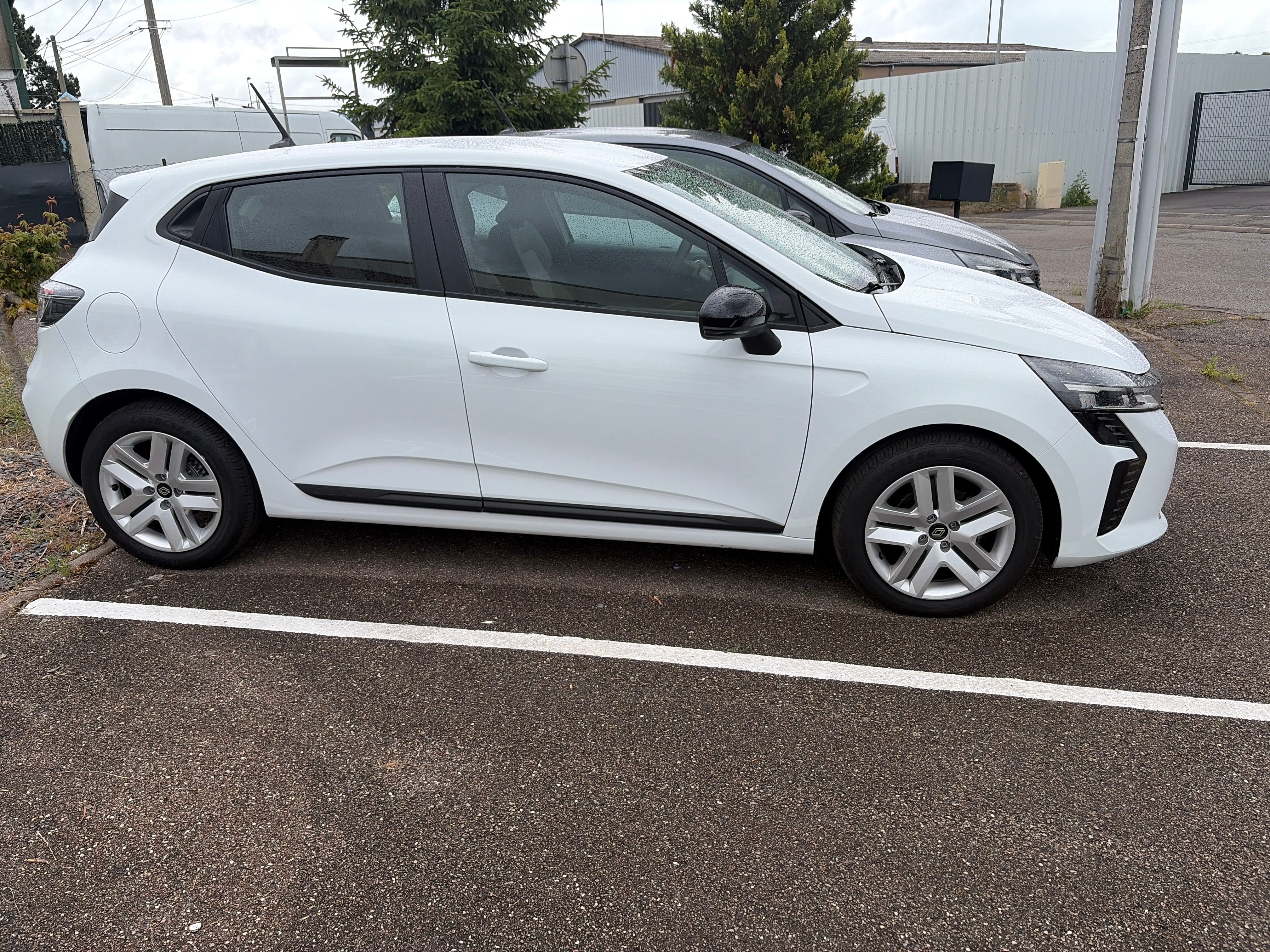 Renault Clio avec Climatisation