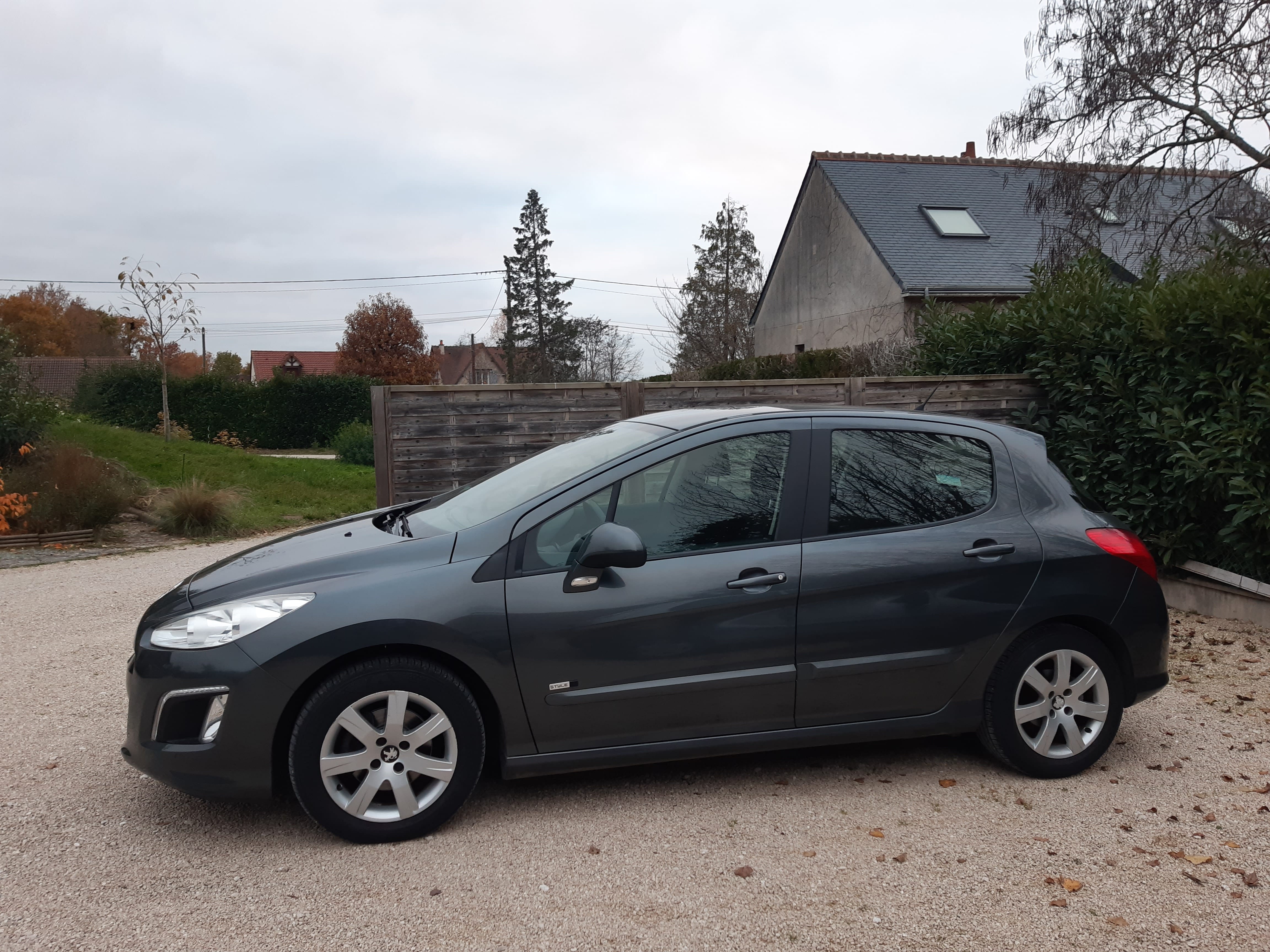 Peugeot 308 avec Climatisation