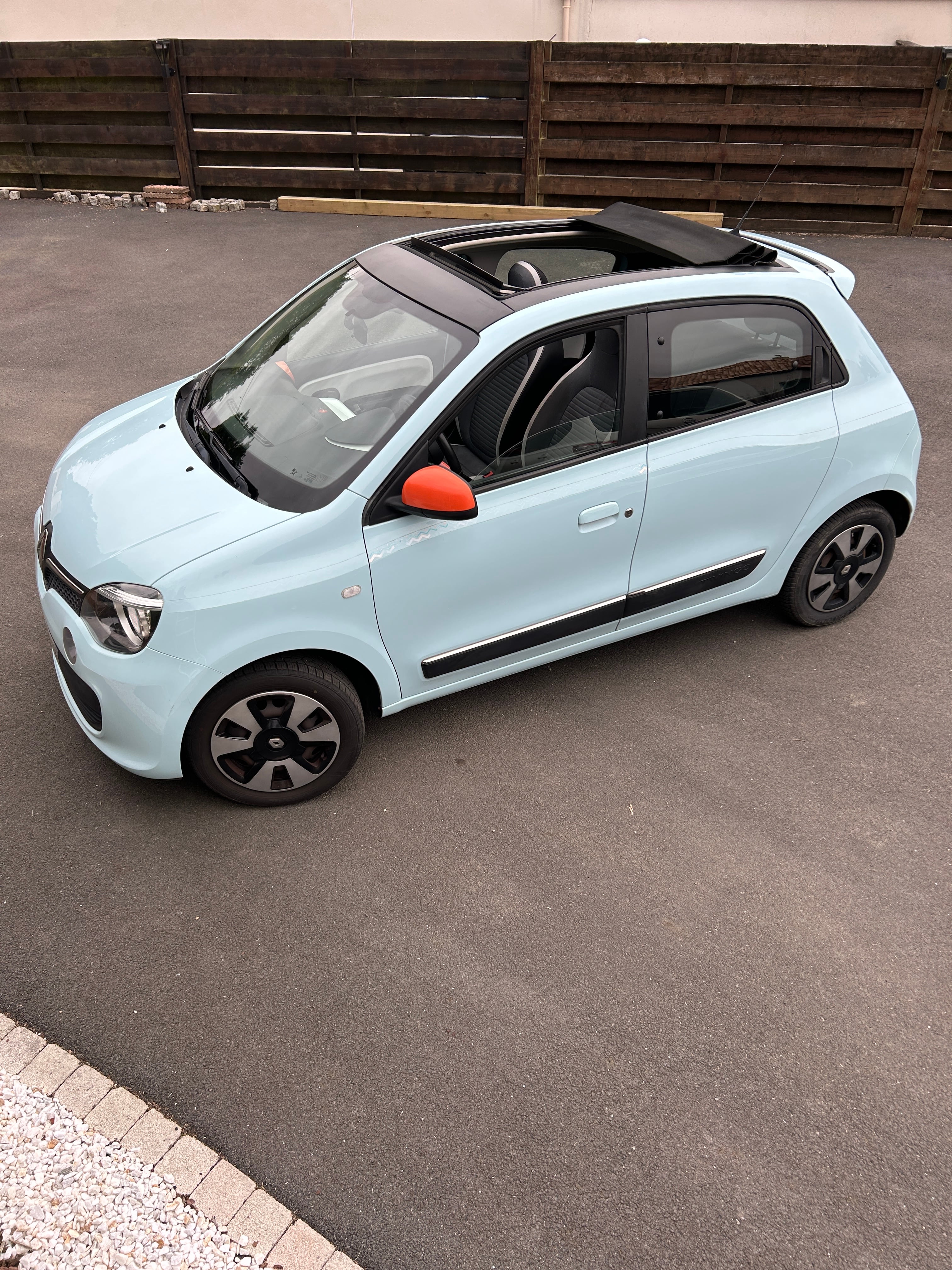 Renault Twingo III, 2016, Essence 98