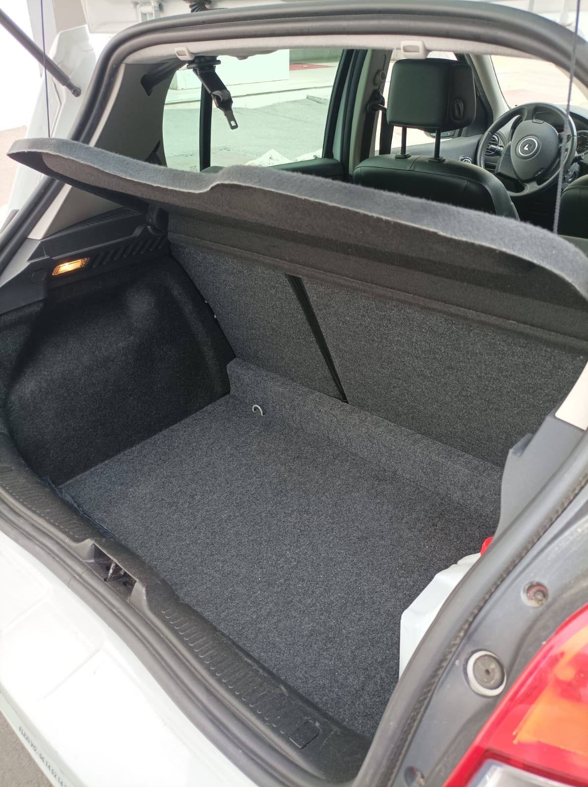 Renault Clio avec Entrée audio / iPod
