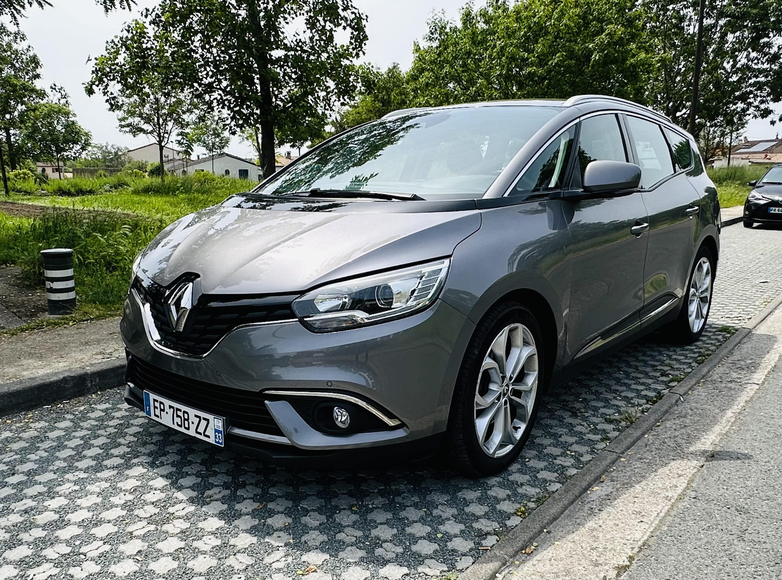 Renault Grand Scenic 110 cv, 2017, Diesel, 7 plazas