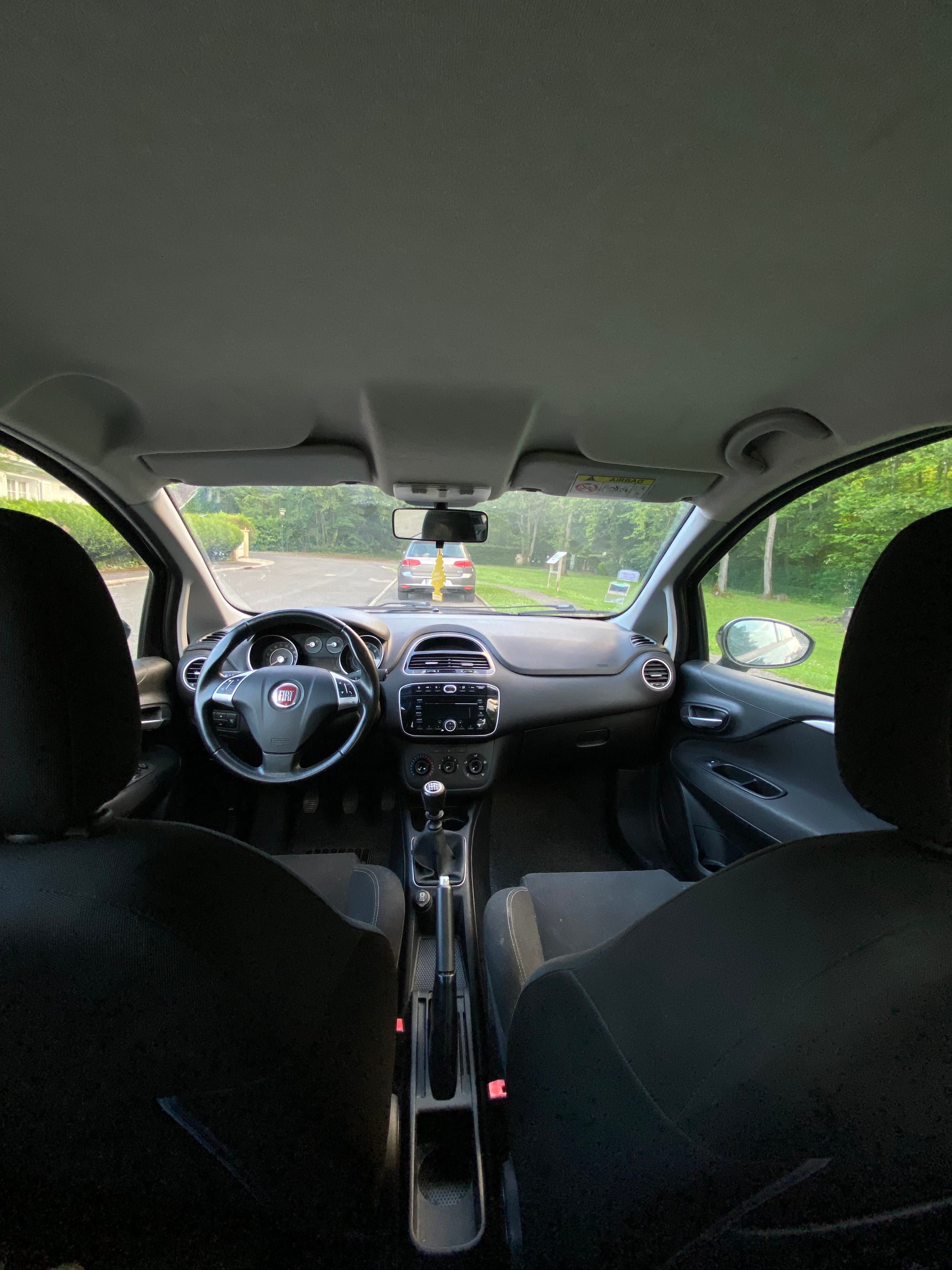 Fiat Punto avec Autoradio