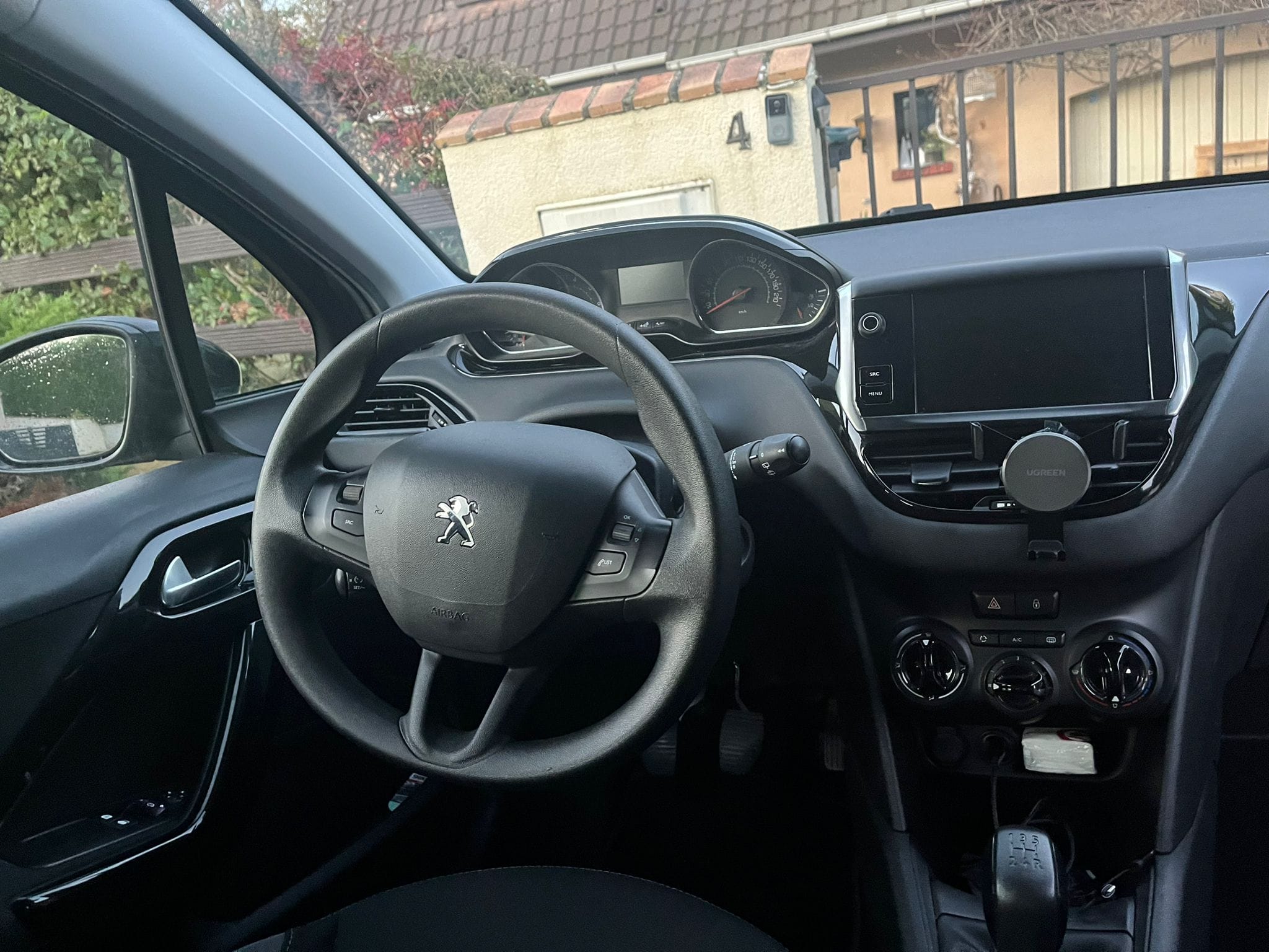 Peugeot 208 avec Régulateur de vitesse
