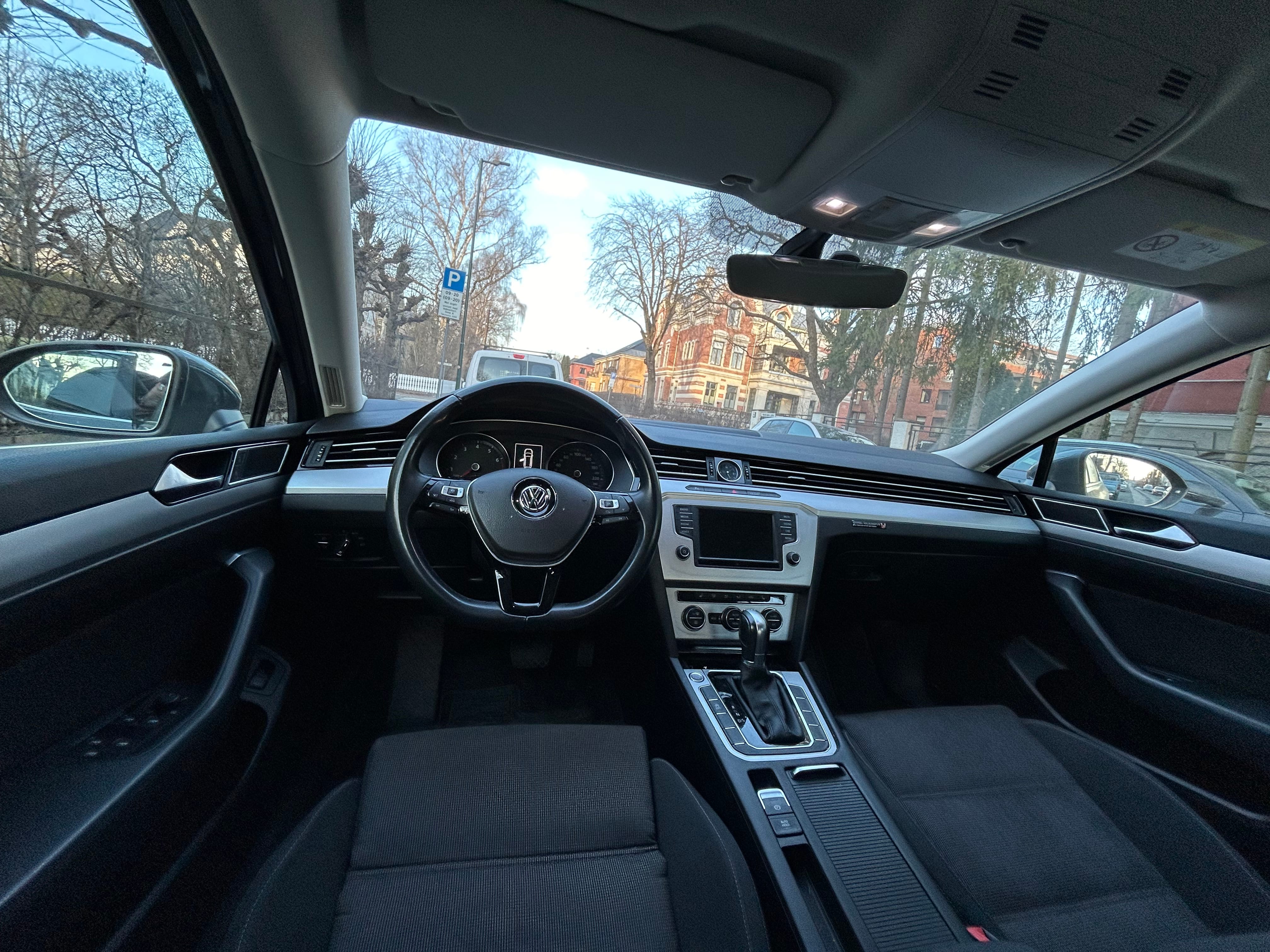 Volkswagen Passat med Cruisekontroll