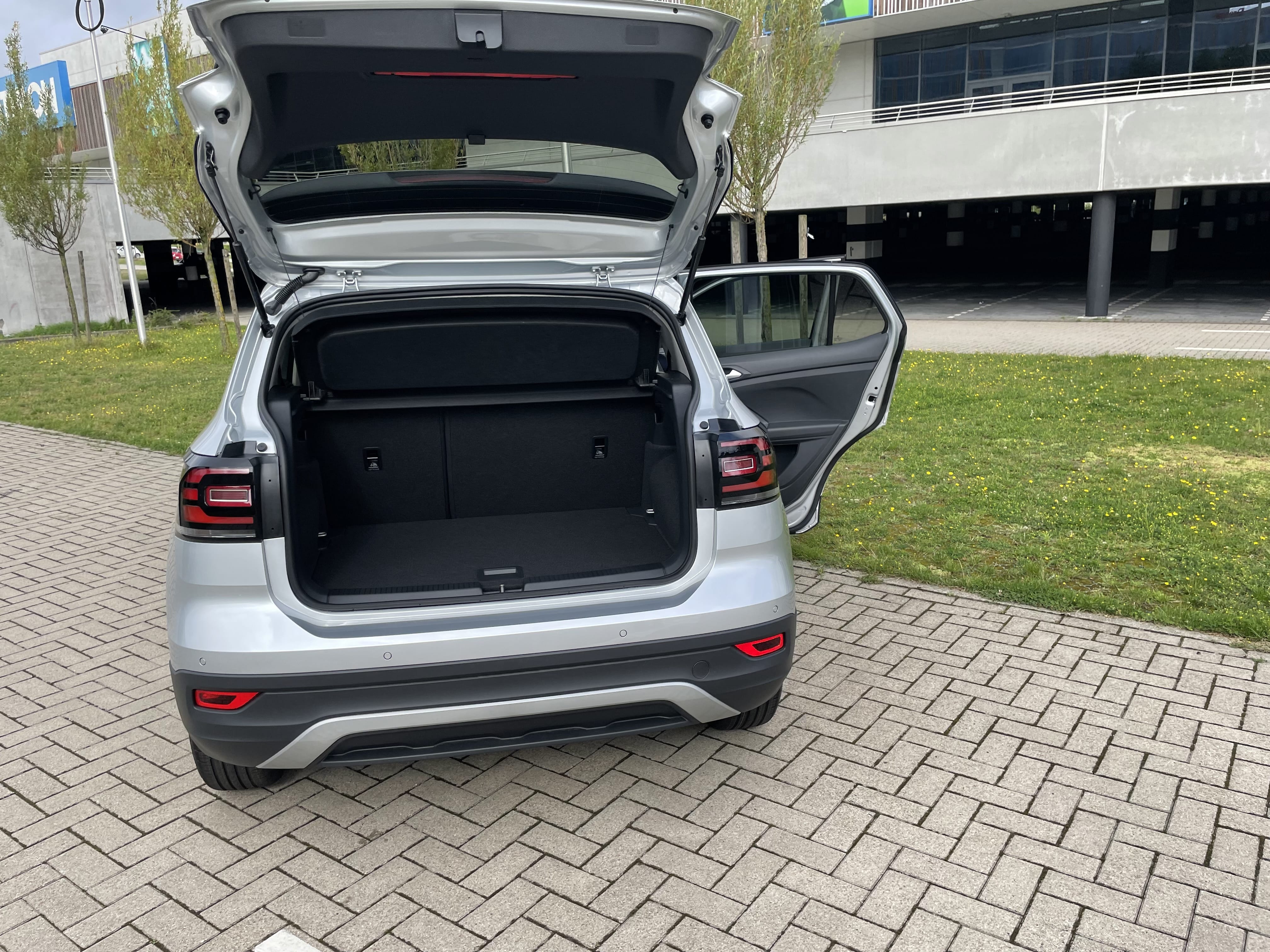 Volkswagen T-Cross SUV finition United