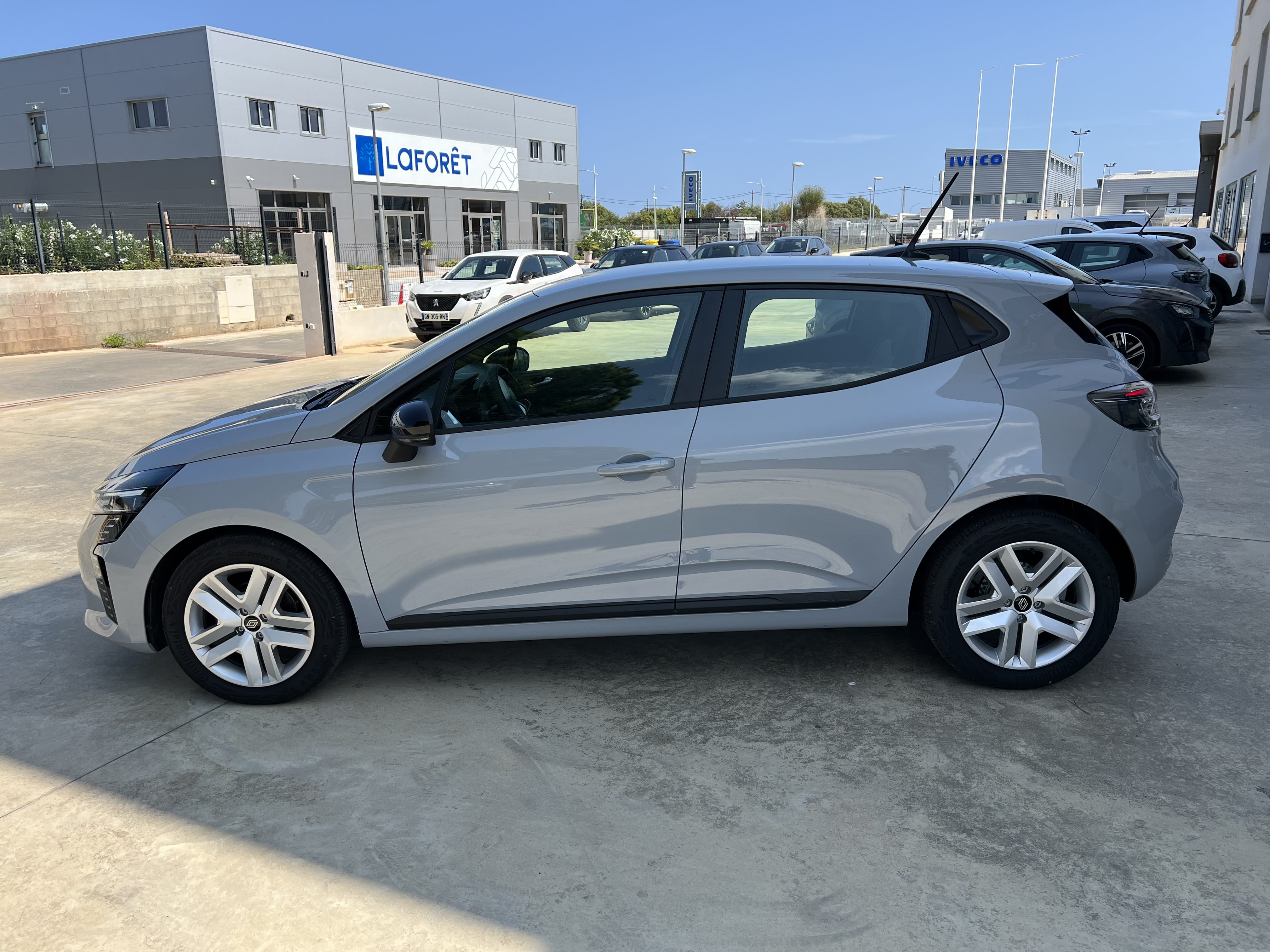 Renault Clio with Air conditioning