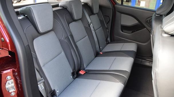 Renault Kangoo 100Tce (Vollausstattung) mit Winterreifen