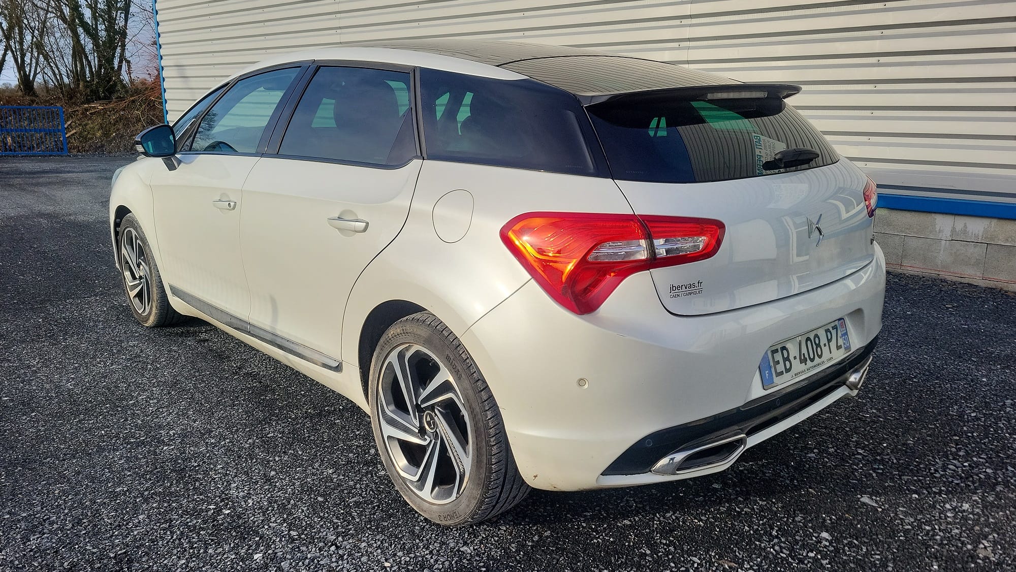DS 5 2l HDI sport chic avec Régulateur de vitesse