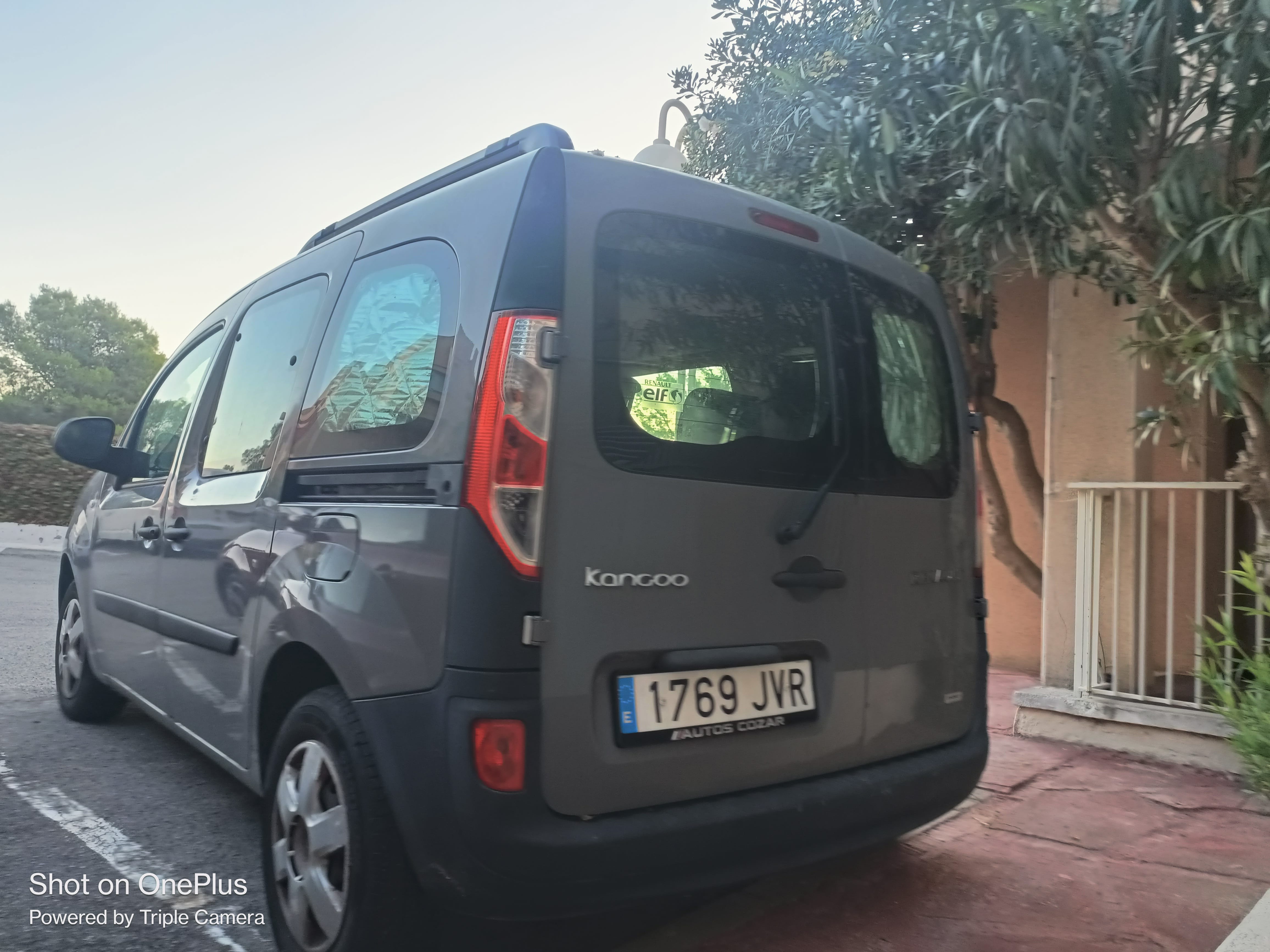 Renault Kangoo con Silla infantil