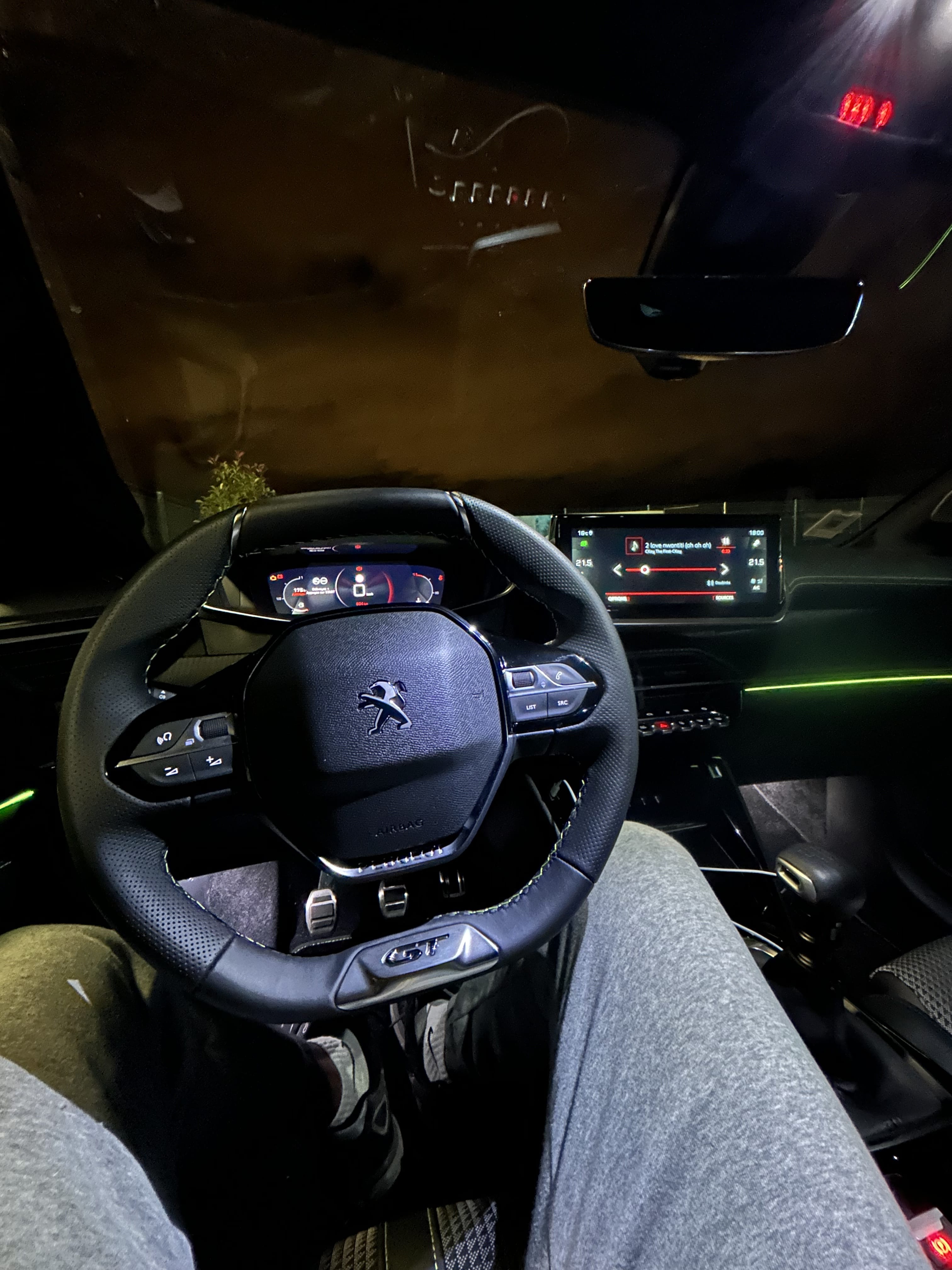 Peugeot 208 GTI avec Audio Bluetooth