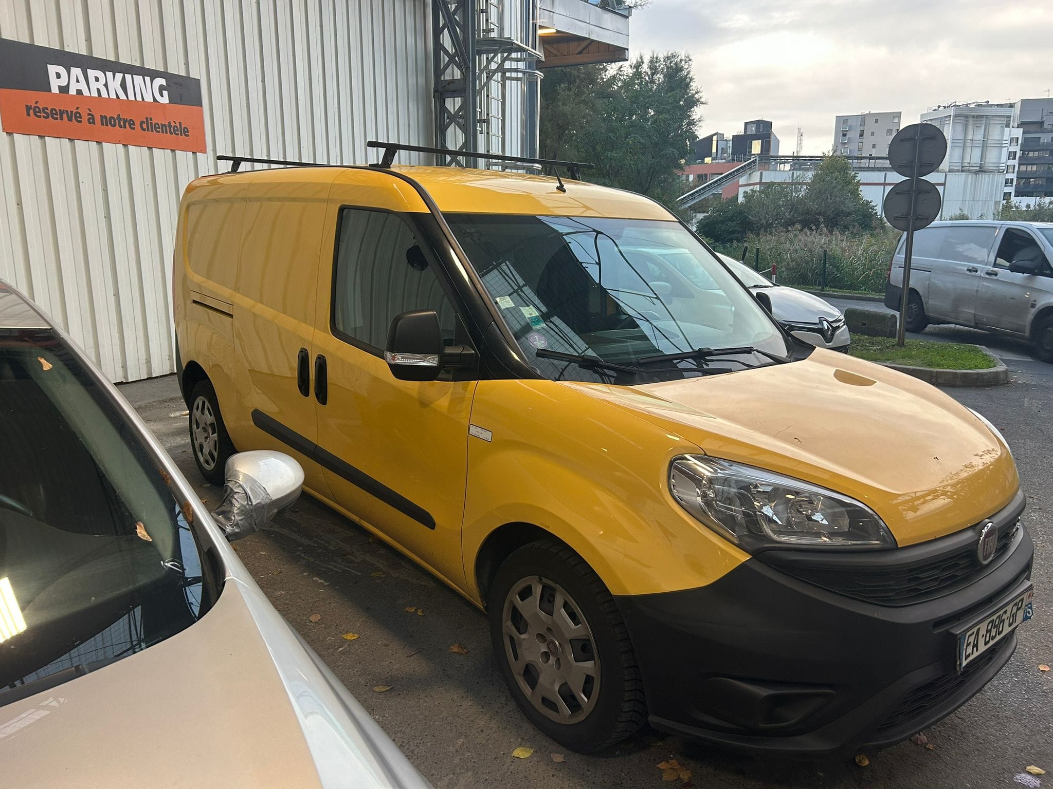 Fiat Doblo Cargo, 2016, Essence 95